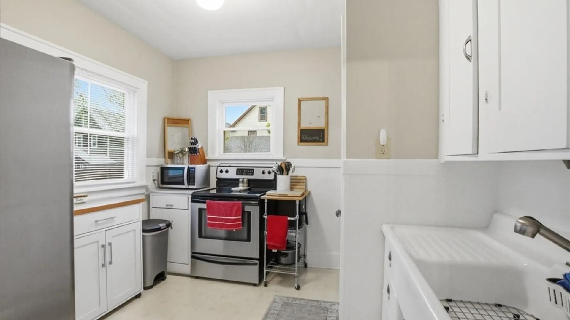 Property at 2487 South Avenue, Niagara Falls, NY 14305 9