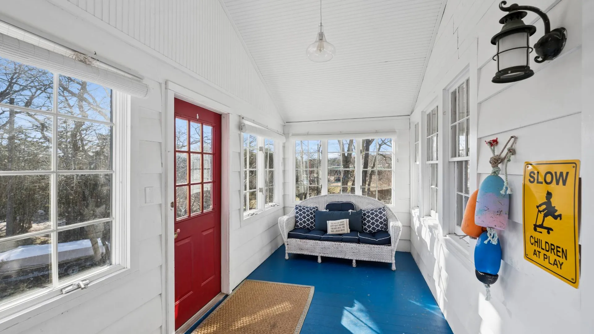 Property at 6 PRIVATE ROW, Hampton Bays, NY 11946 3