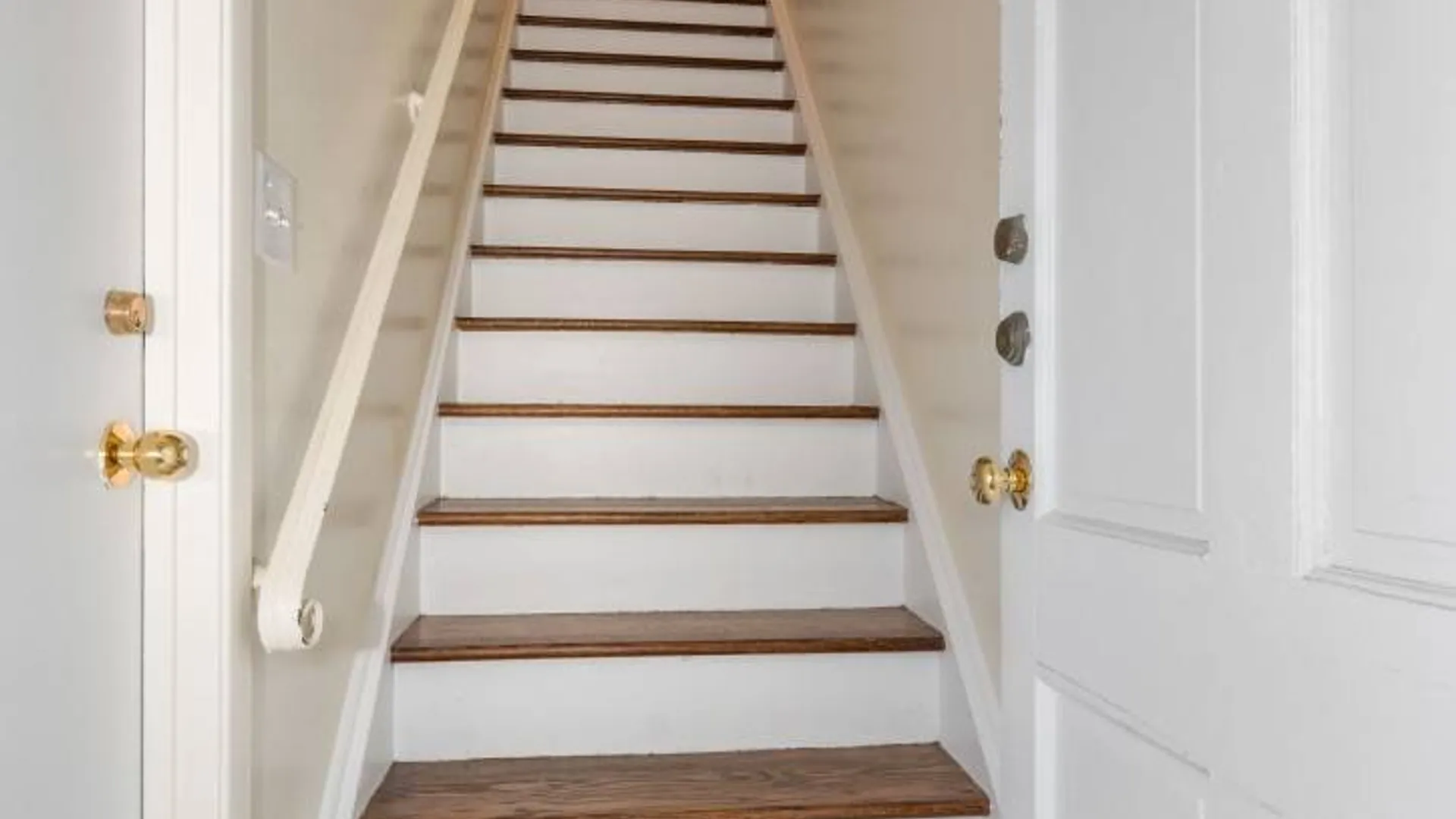Property at 215-03 17th Avenue, Bayside, NY 11360 19