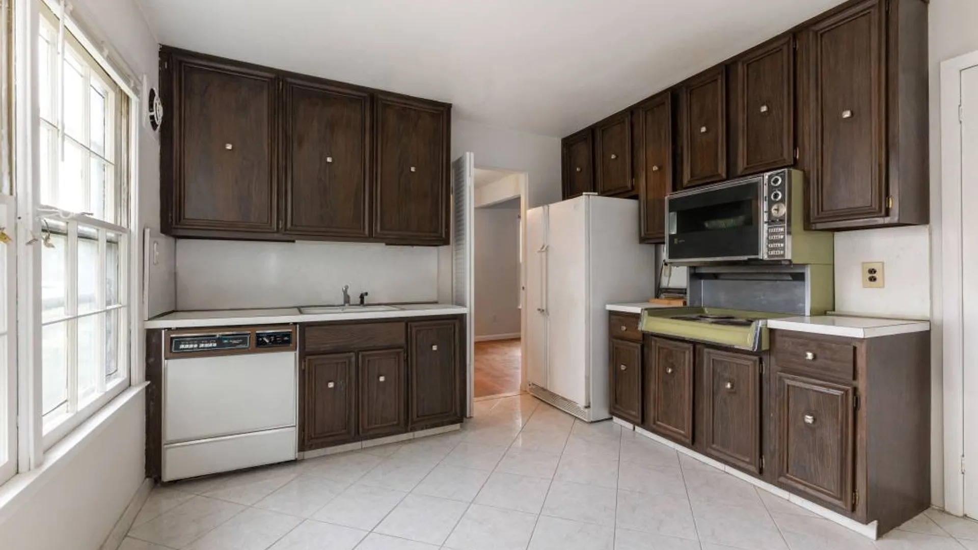Property at 215-03 17th Avenue, Bayside, NY 11360 8