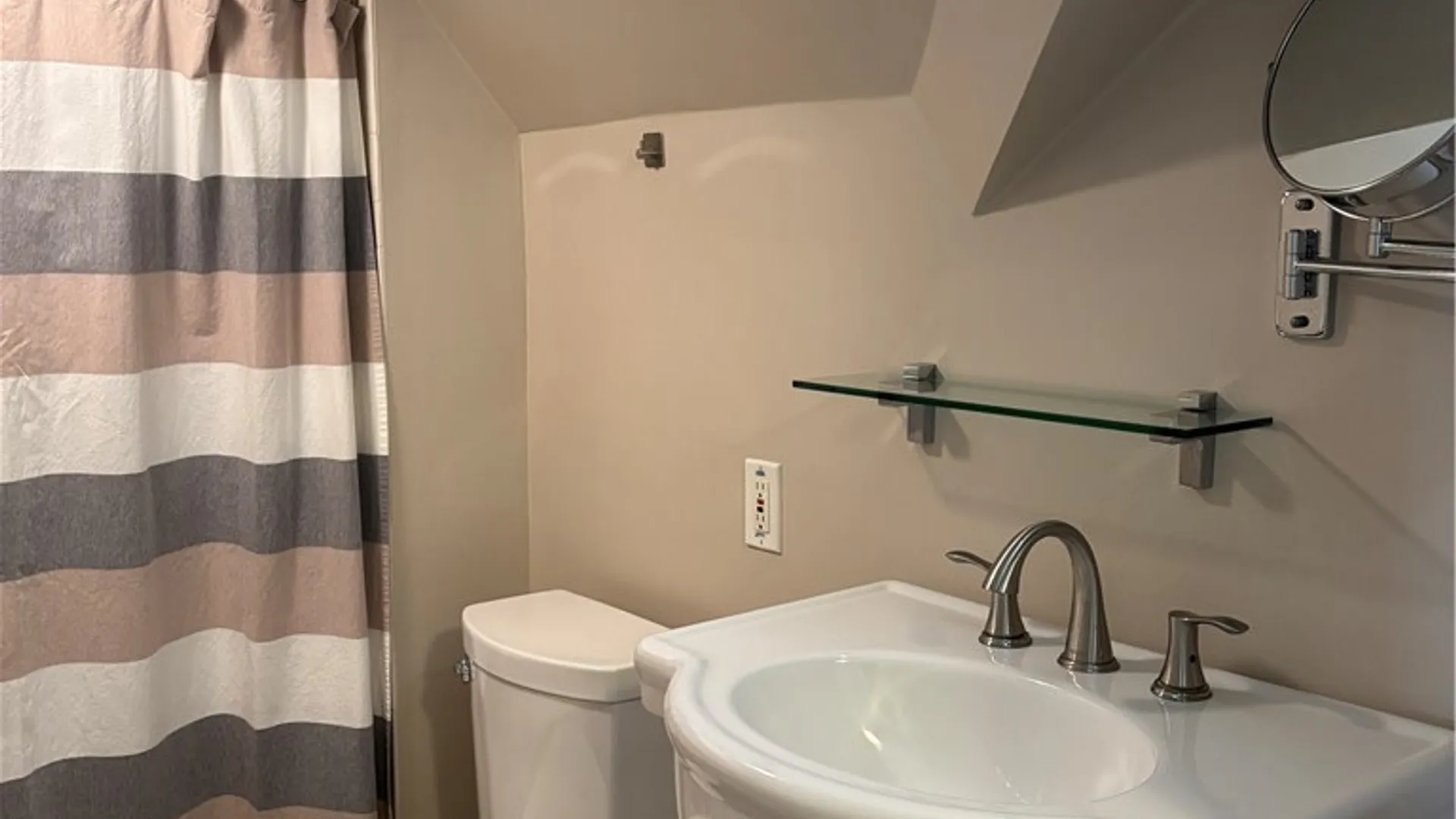 Property at 230 Cleveland Drive, Tonawanda, NY 14223 20