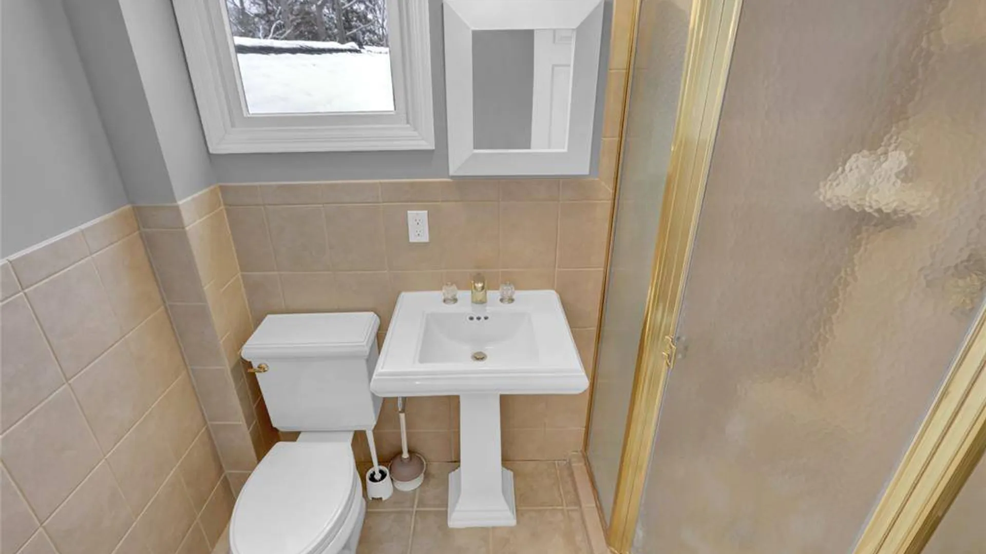 Property at 24 Rellim, Glen Cove, NY 11542 23