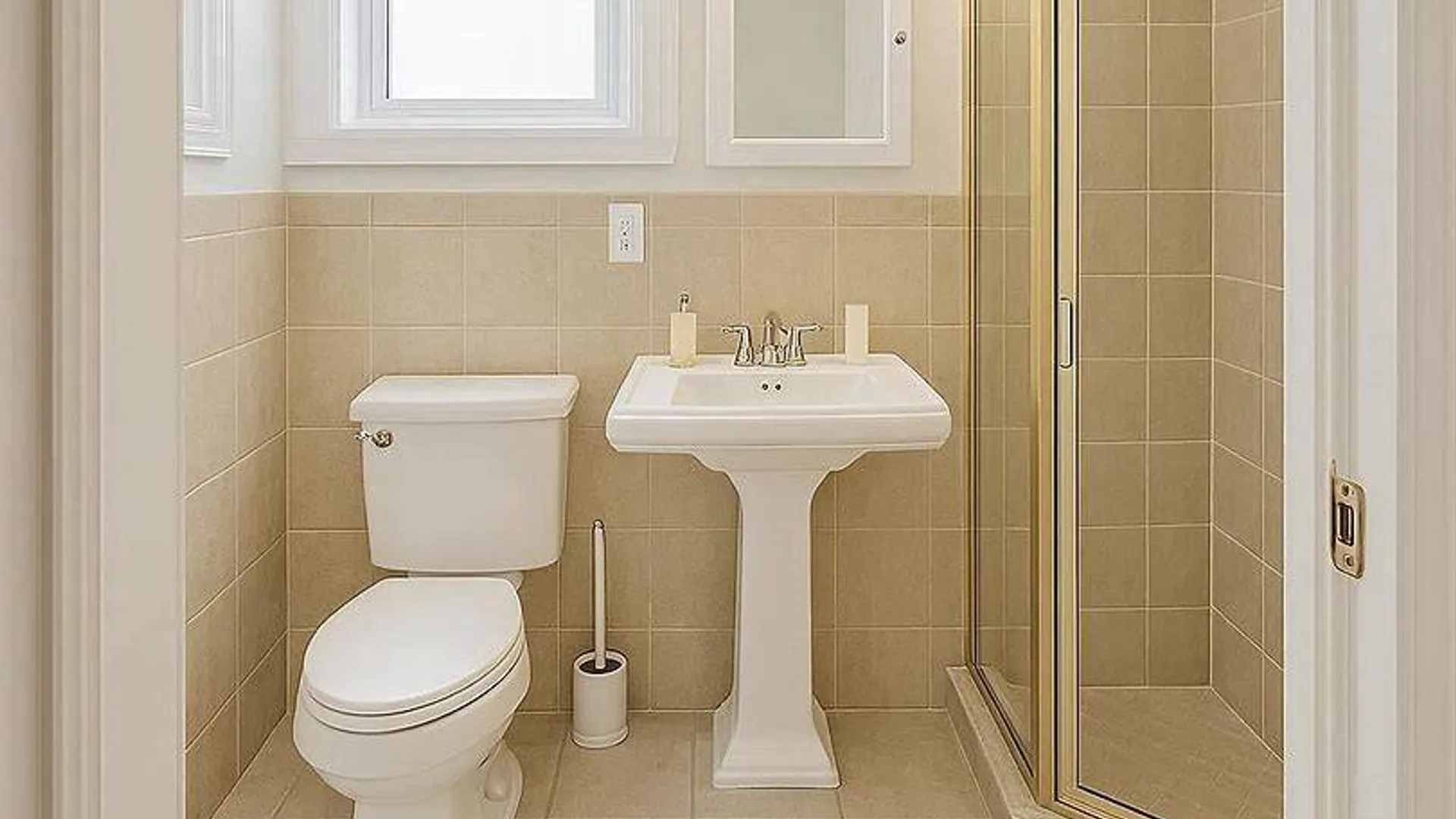 Property at 24 Rellim, Glen Cove, NY 11542 24