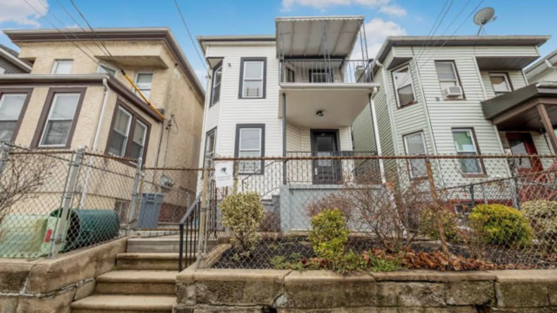 Property at 13 Beach St, Mount Vernon, NY 10550 2