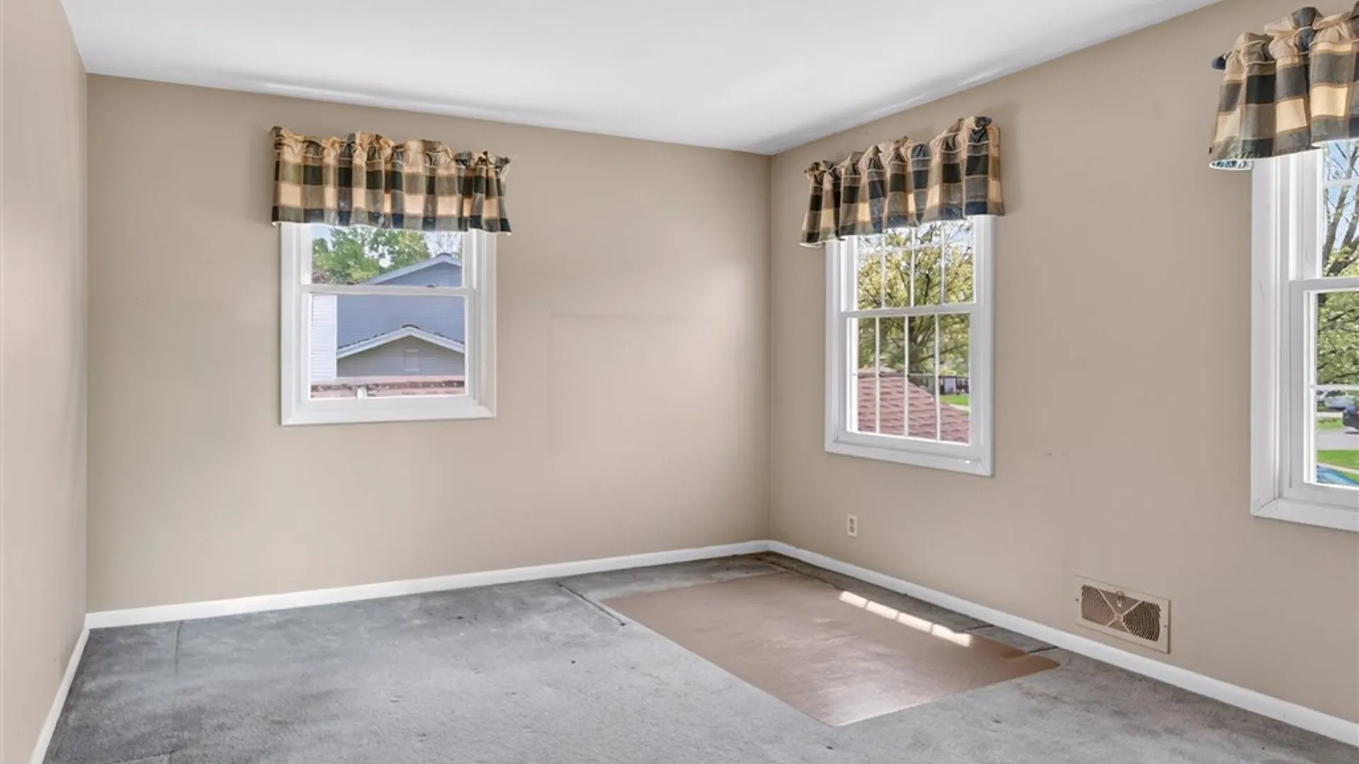 Property at 200 Orchard Creek Lane, Greece, NY 14612 36
