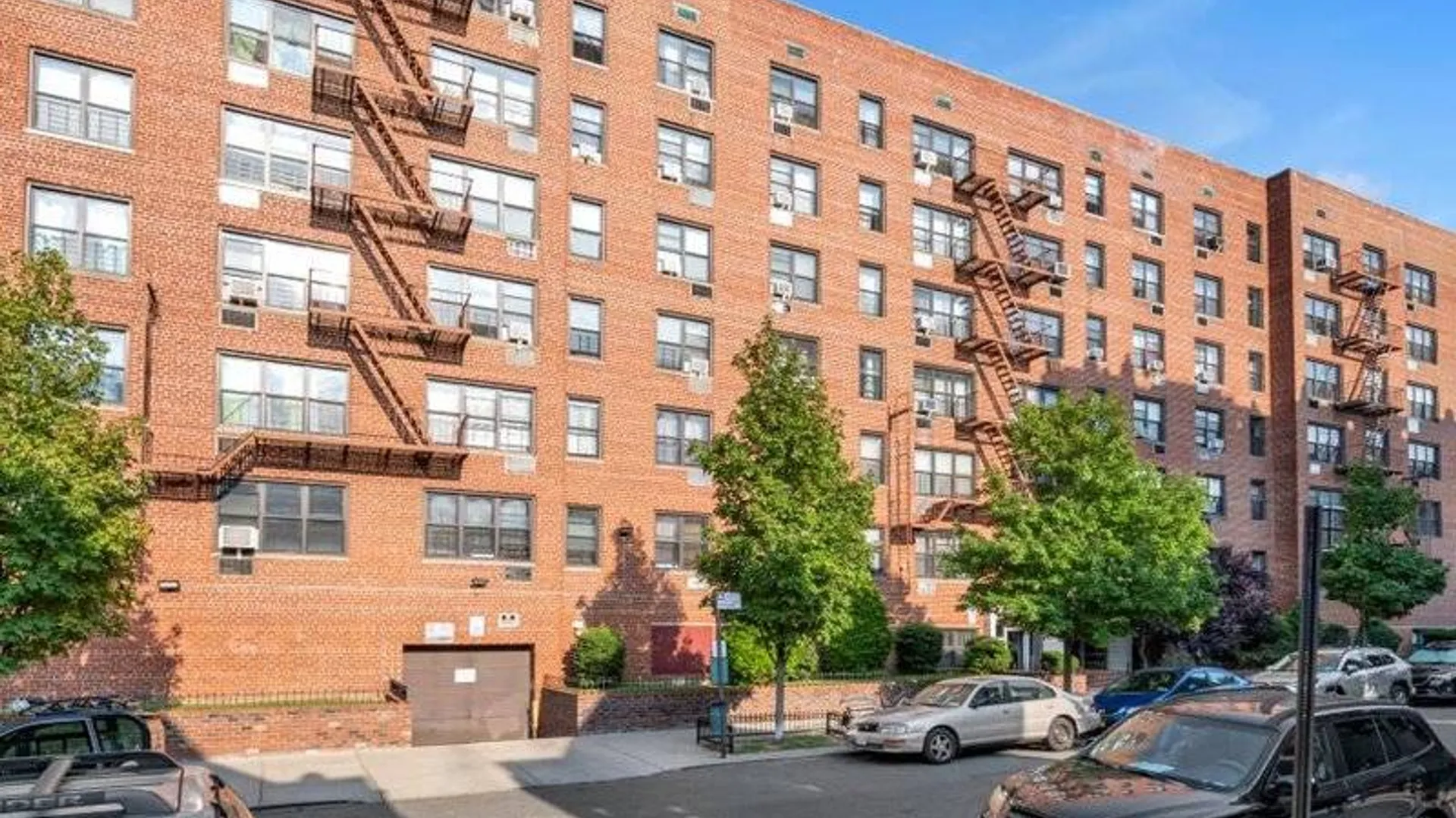 Property at 425 East 26th St, Brooklyn, NY 11226 17