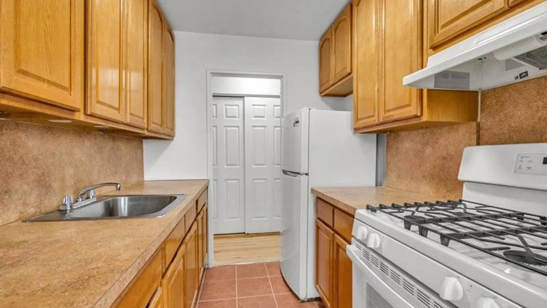 Property at 425 East 26th St, Brooklyn, NY 11226 7