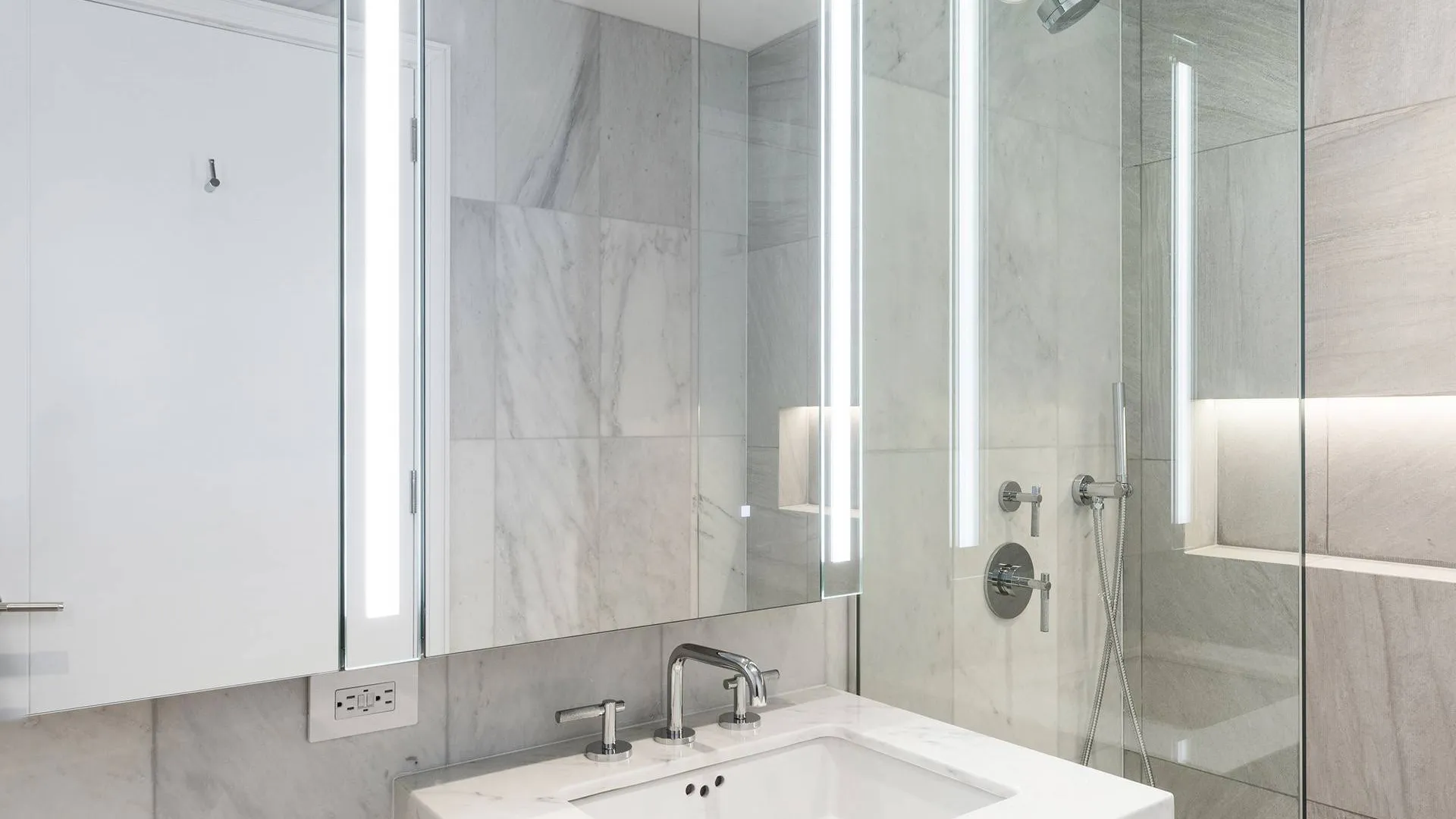 Property at 300 West 30th Street, New York, NY 10001 7