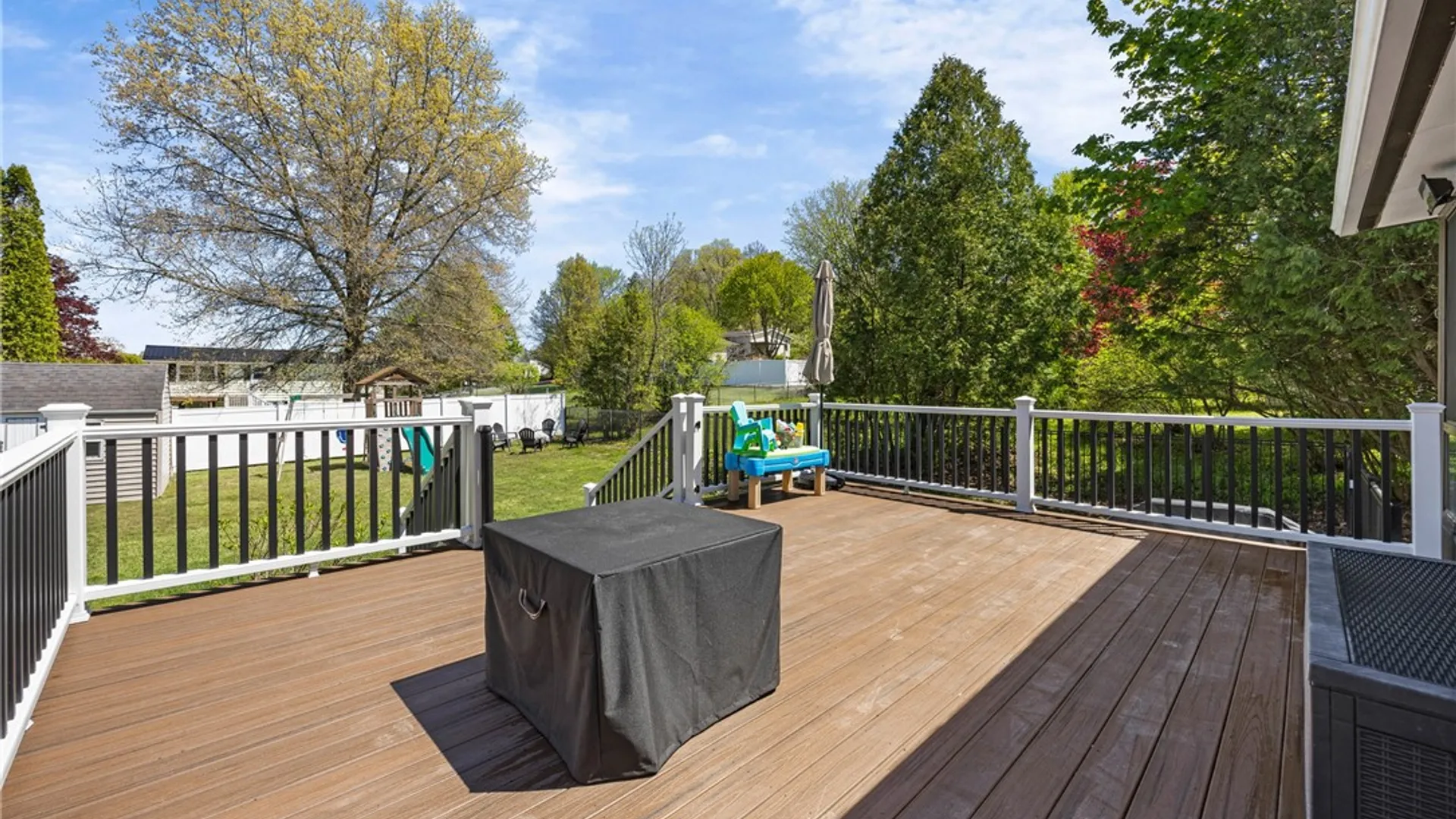 Property at 8 Westwood Drive, Auburn, NY 13021 28