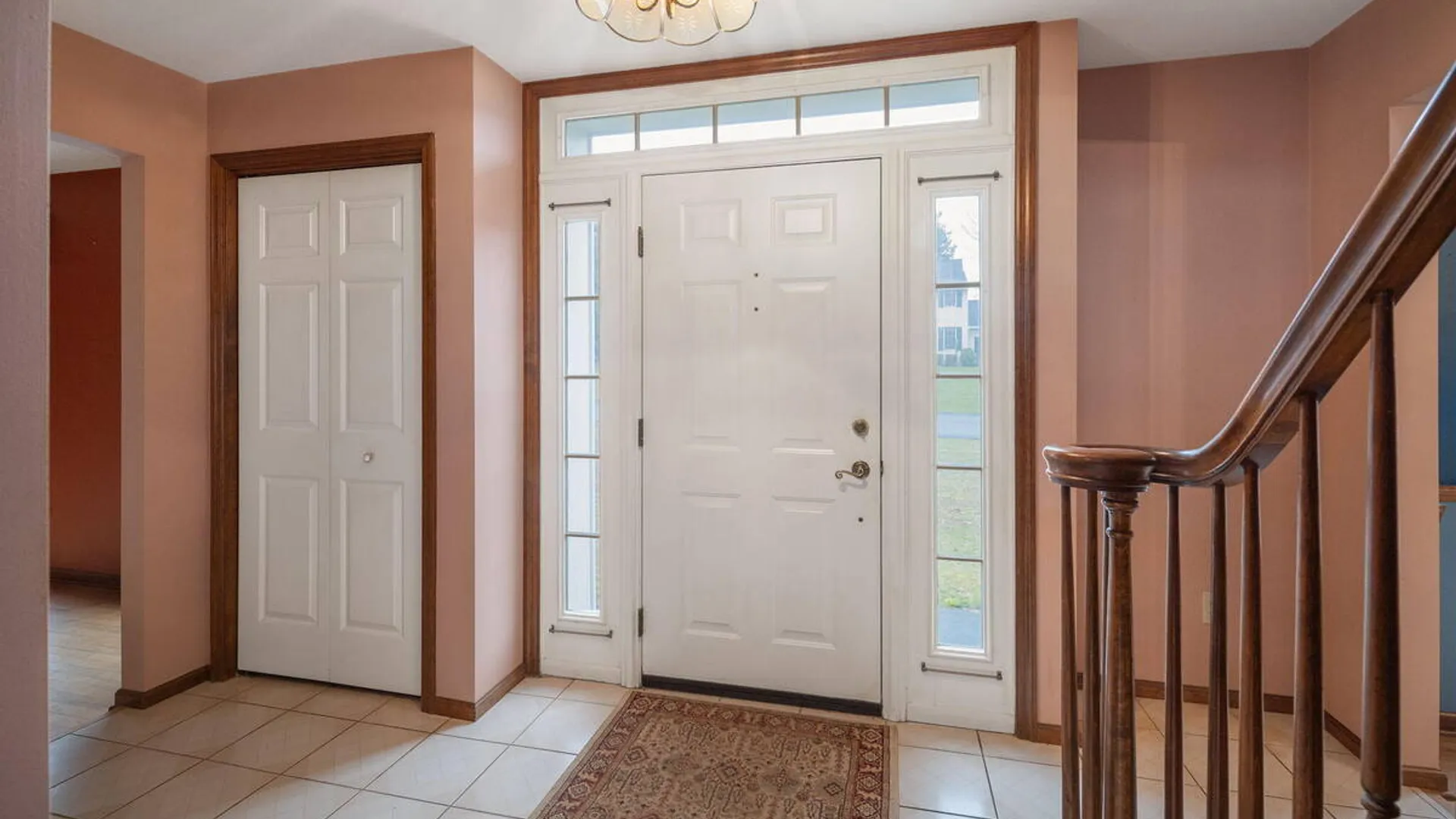 Property at 2 Georgian Terrace, Colonie, NY 12211 4