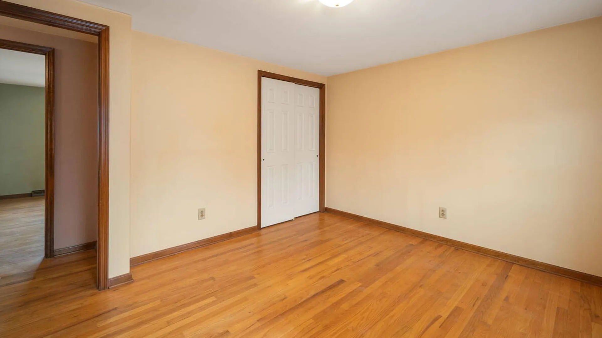 Property at 2 Georgian Terrace, Colonie, NY 12211 41
