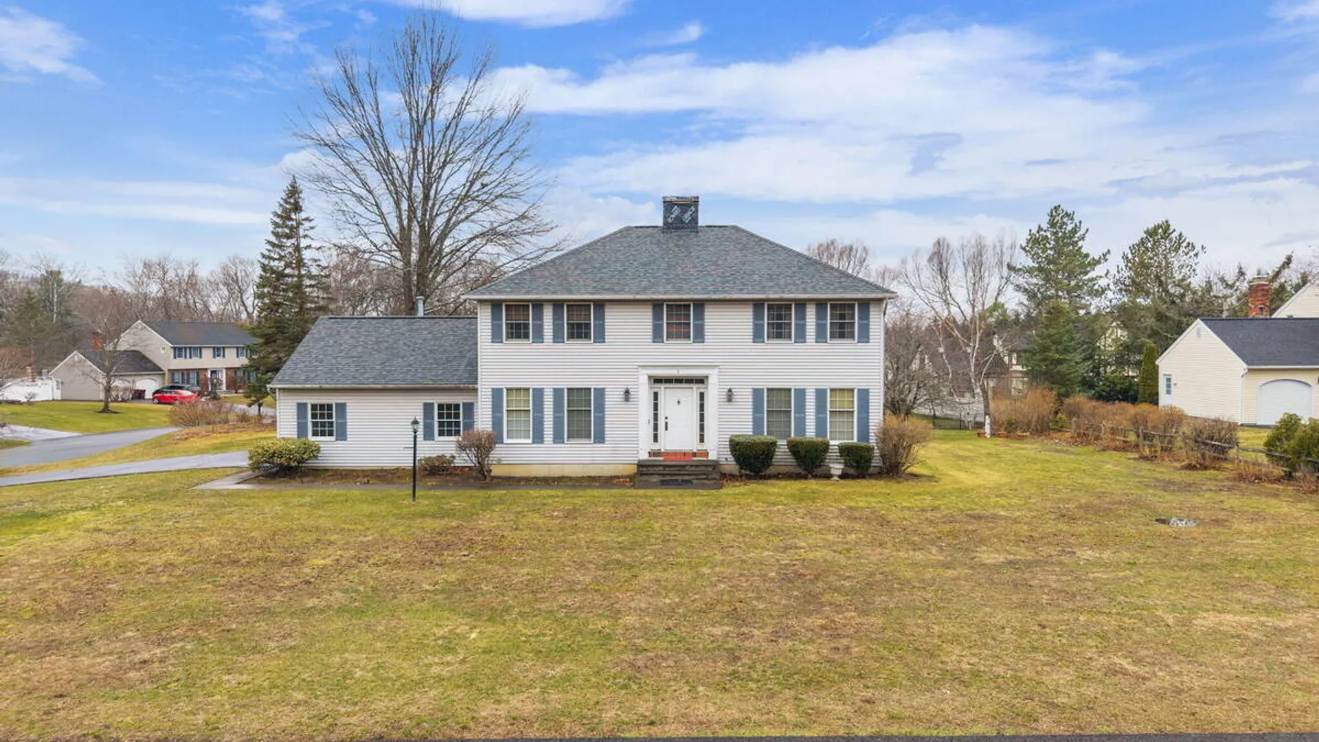 Property at 2 Georgian Terrace, Colonie, NY 12211 58
