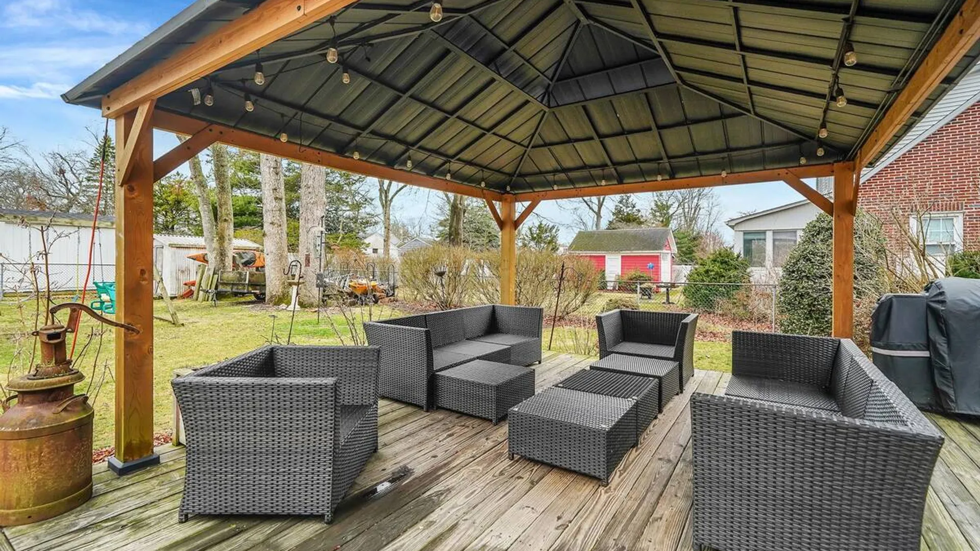 Property at 64 John Street, Patchogue, NY 11772 28