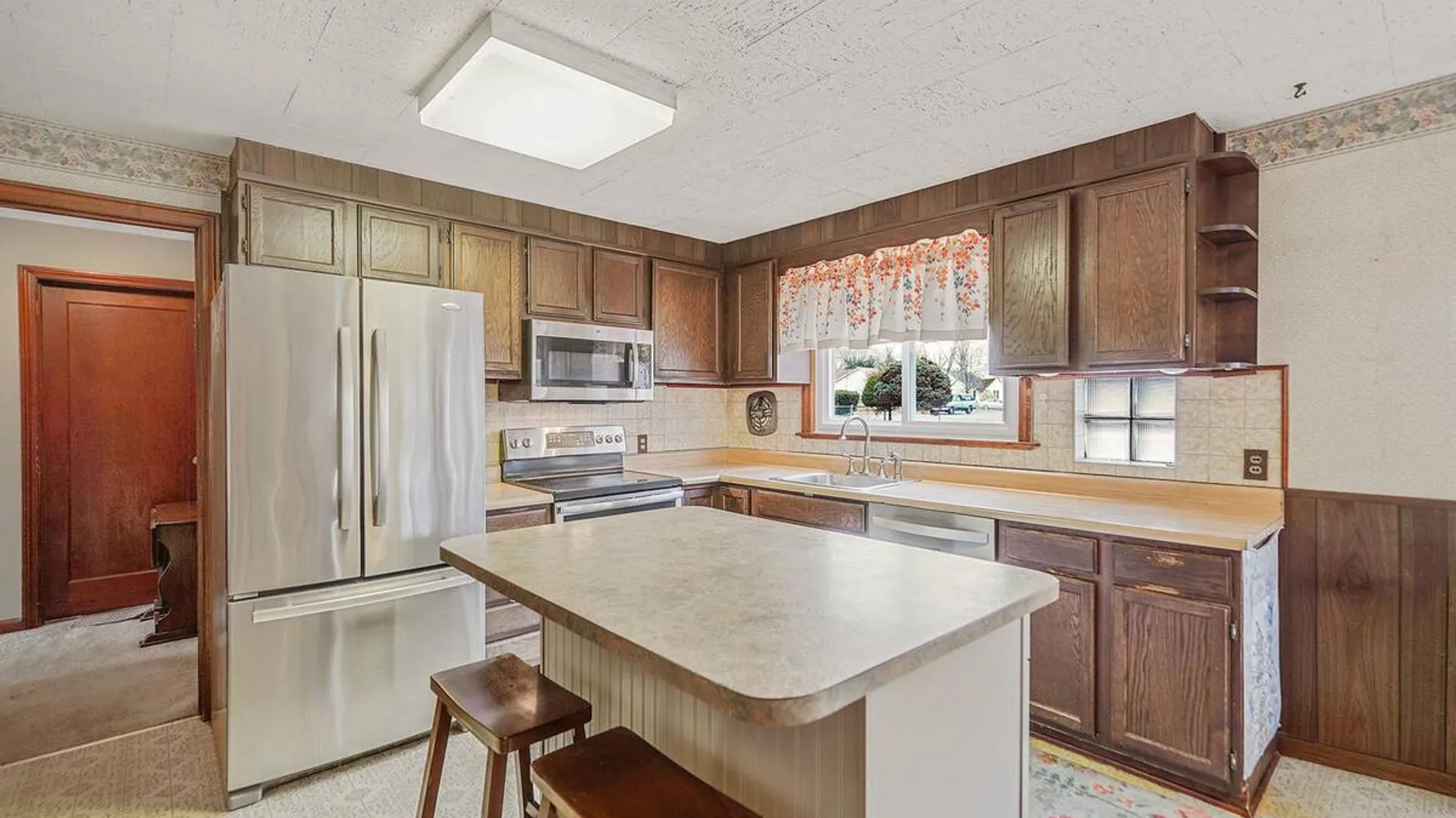 Property at 64 John Street, Patchogue, NY 11772 8