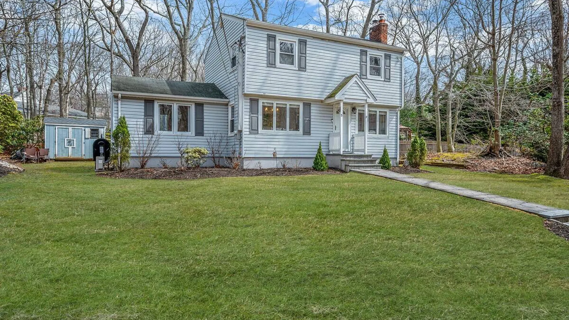 Property at 5 Valley Circle, Miller Place, NY 11764 4
