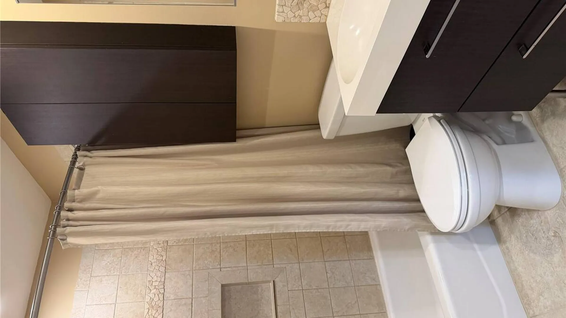Property at 6 Thorney Avenue, Huntington Station, NY 11746 19
