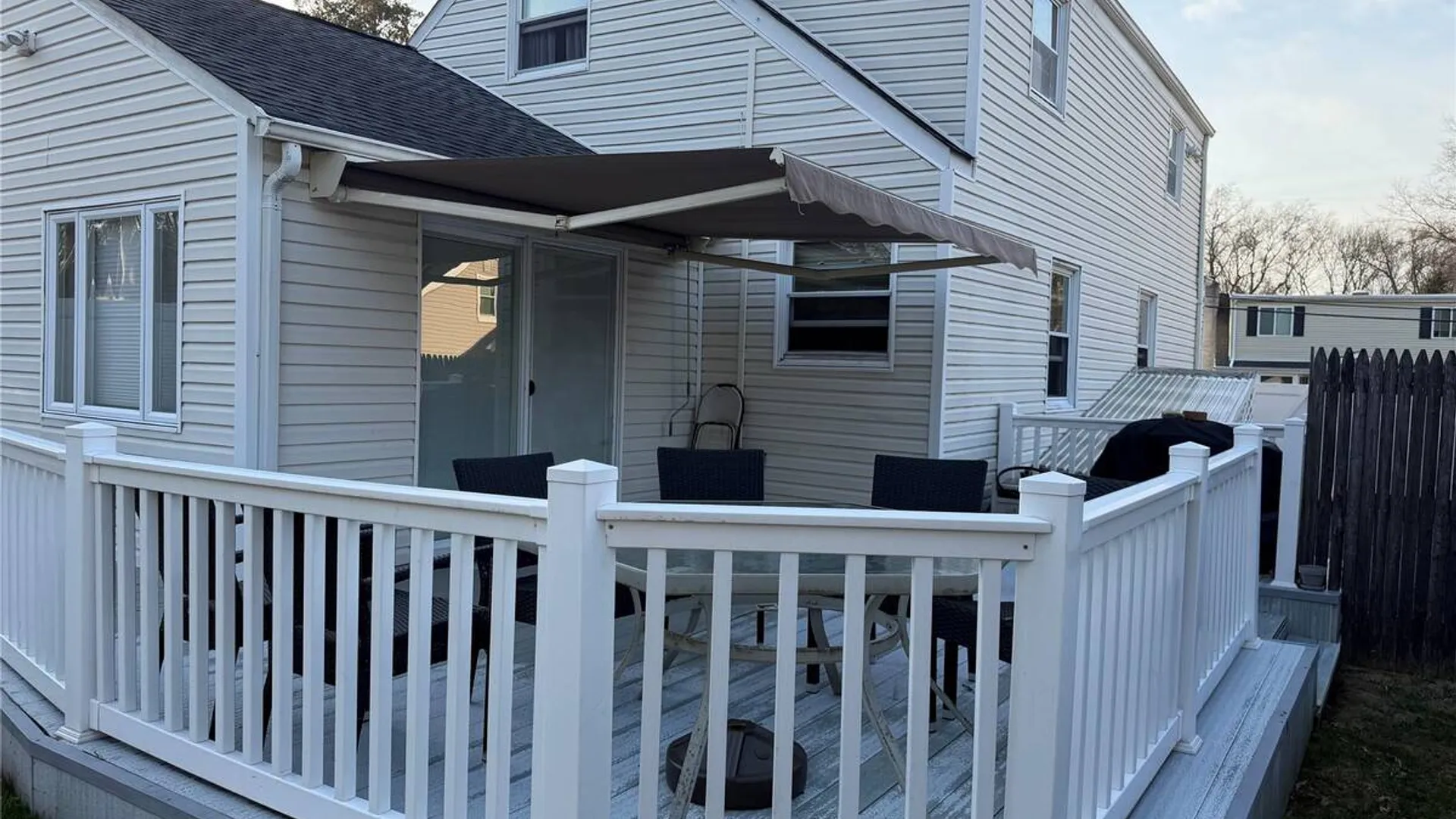 Property at 6 Thorney Avenue, Huntington Station, NY 11746 39