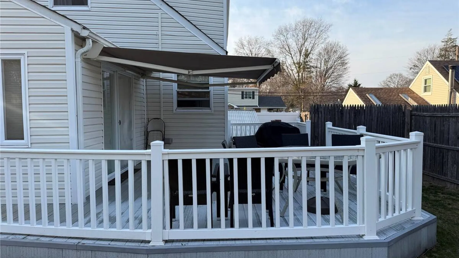 Property at 6 Thorney Avenue, Huntington Station, NY 11746 40