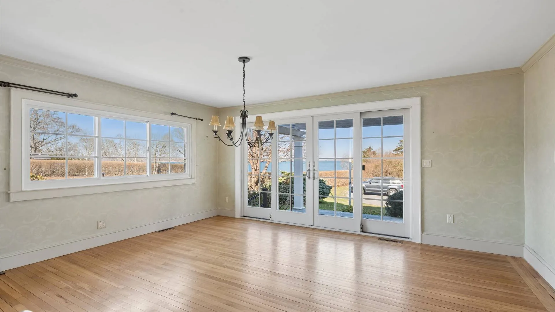 Property at 4 MASHOMUCK DR, Sag Harbor, NY 11963 21