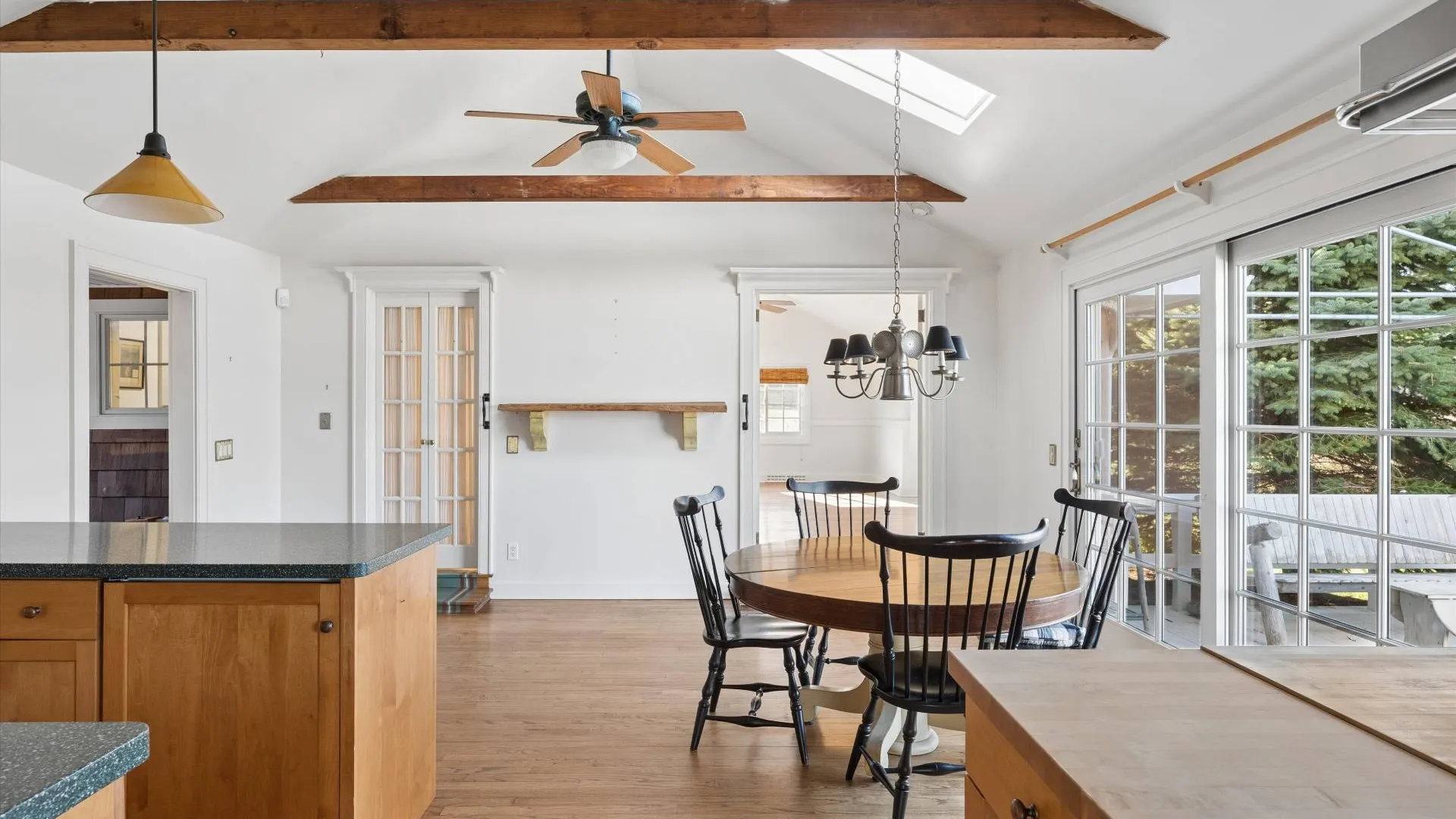 Property at 4 MASHOMUCK DR, Sag Harbor, NY 11963 24