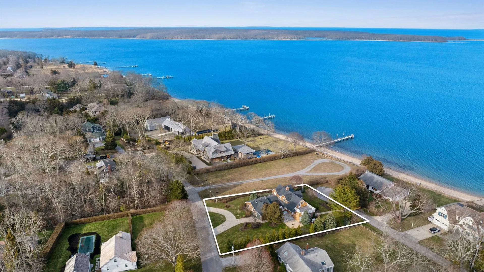 Property at 4 MASHOMUCK DR, Sag Harbor, NY 11963 3