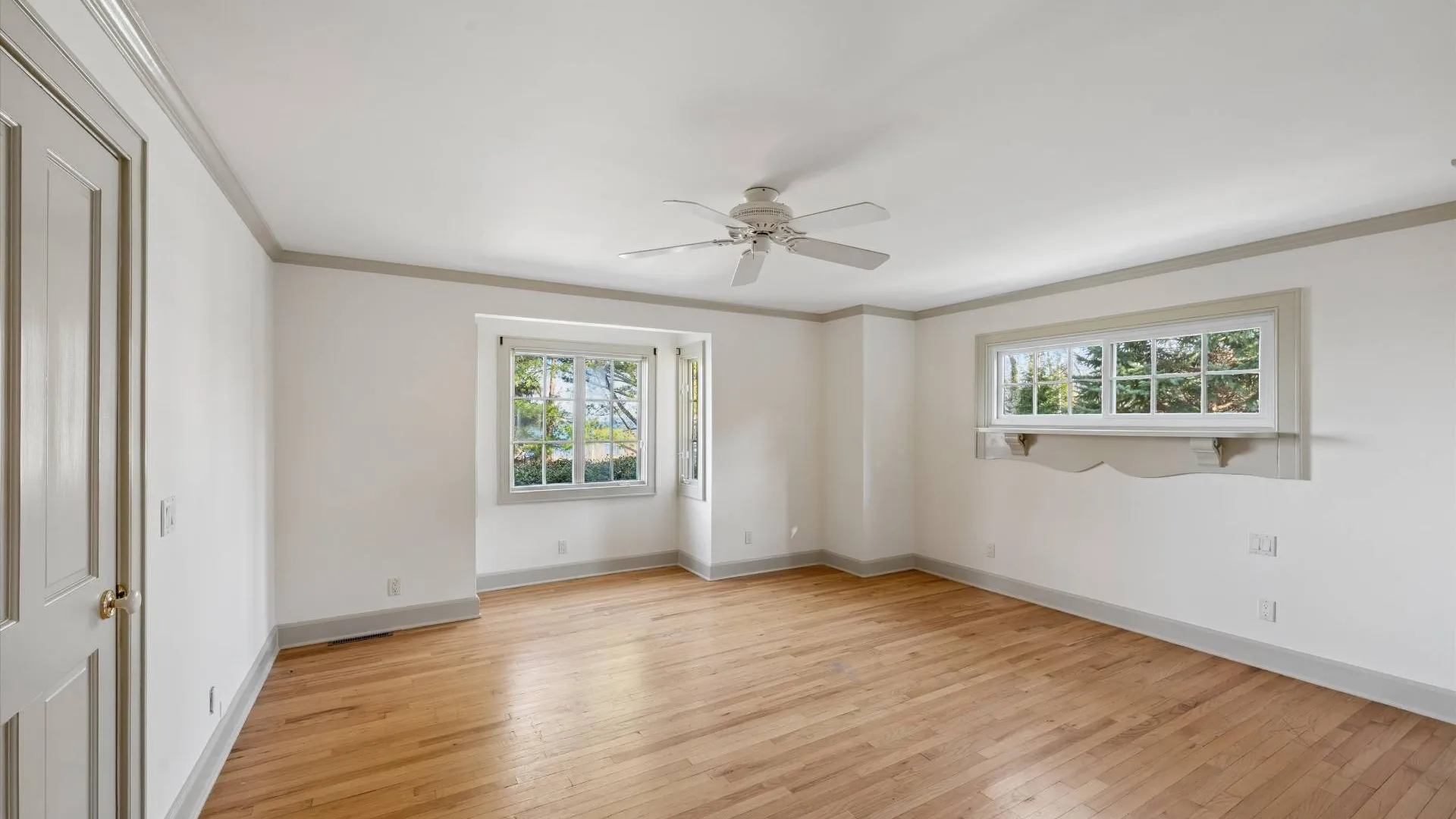 Property at 4 MASHOMUCK DR, Sag Harbor, NY 11963 32