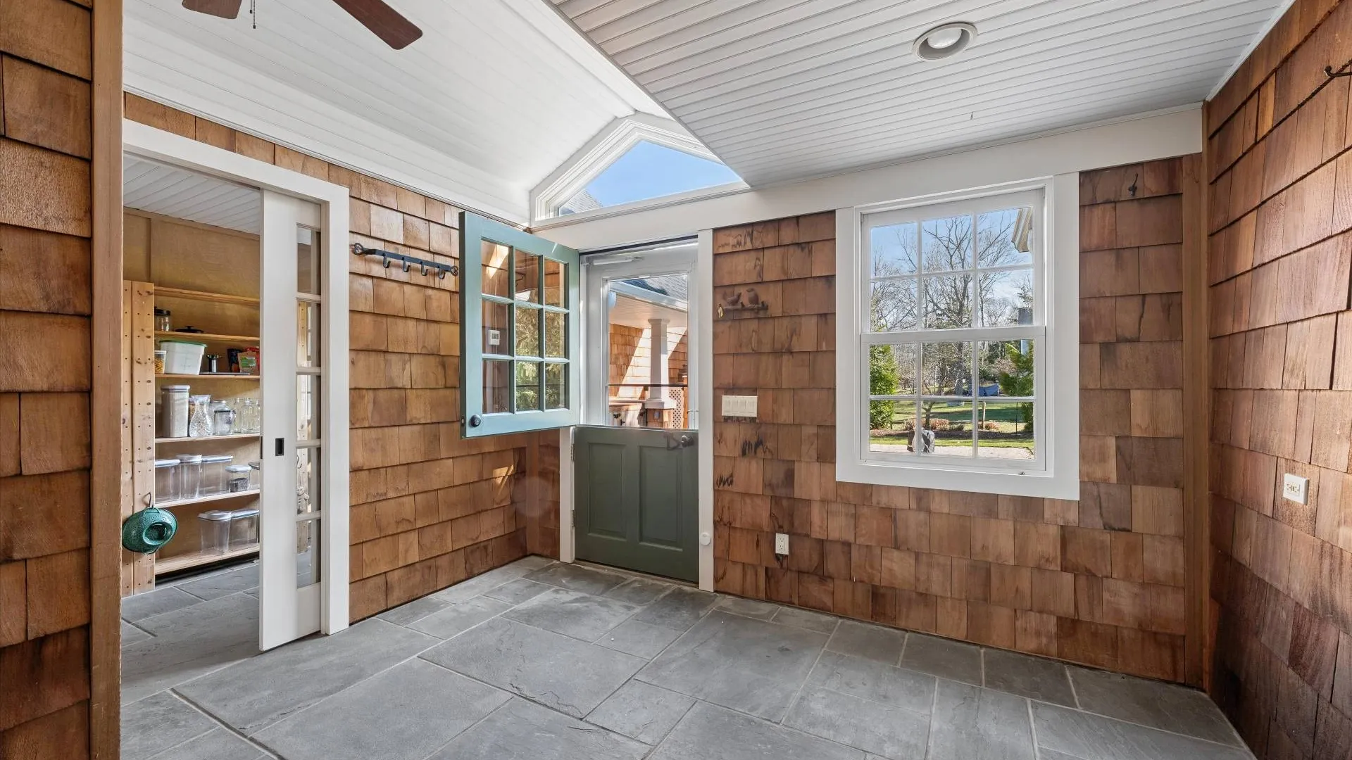 Property at 4 MASHOMUCK DR, Sag Harbor, NY 11963 34