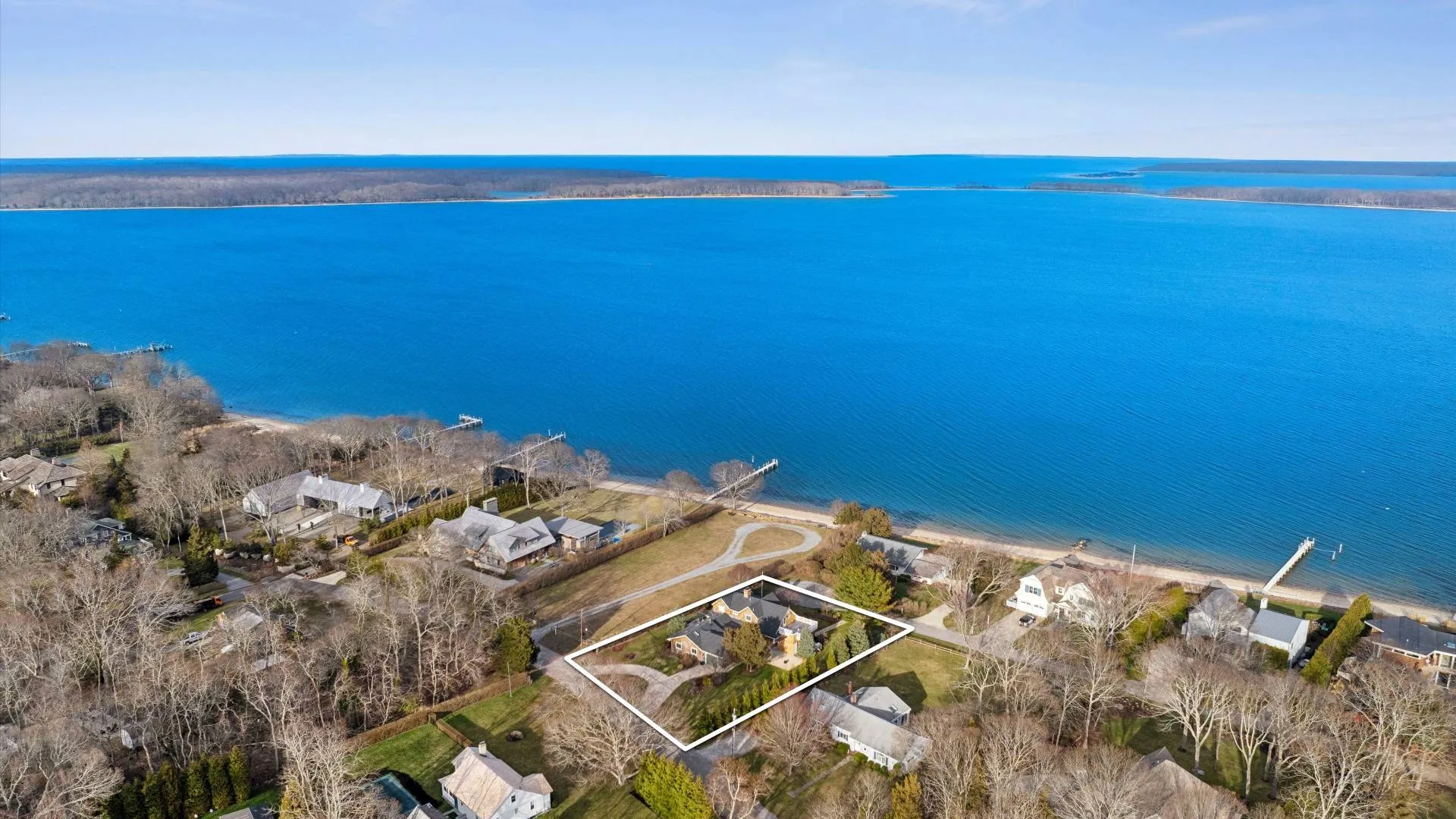 Property at 4 MASHOMUCK DR, Sag Harbor, NY 11963 4