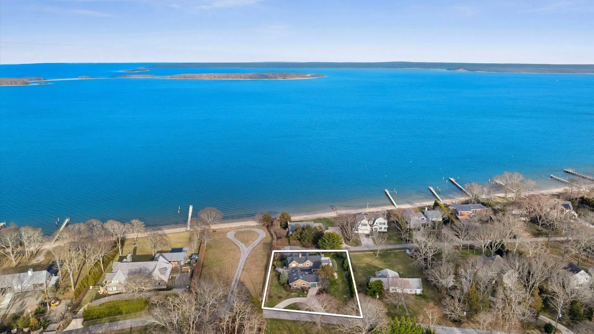 Property at 4 MASHOMUCK DR, Sag Harbor, NY 11963 5