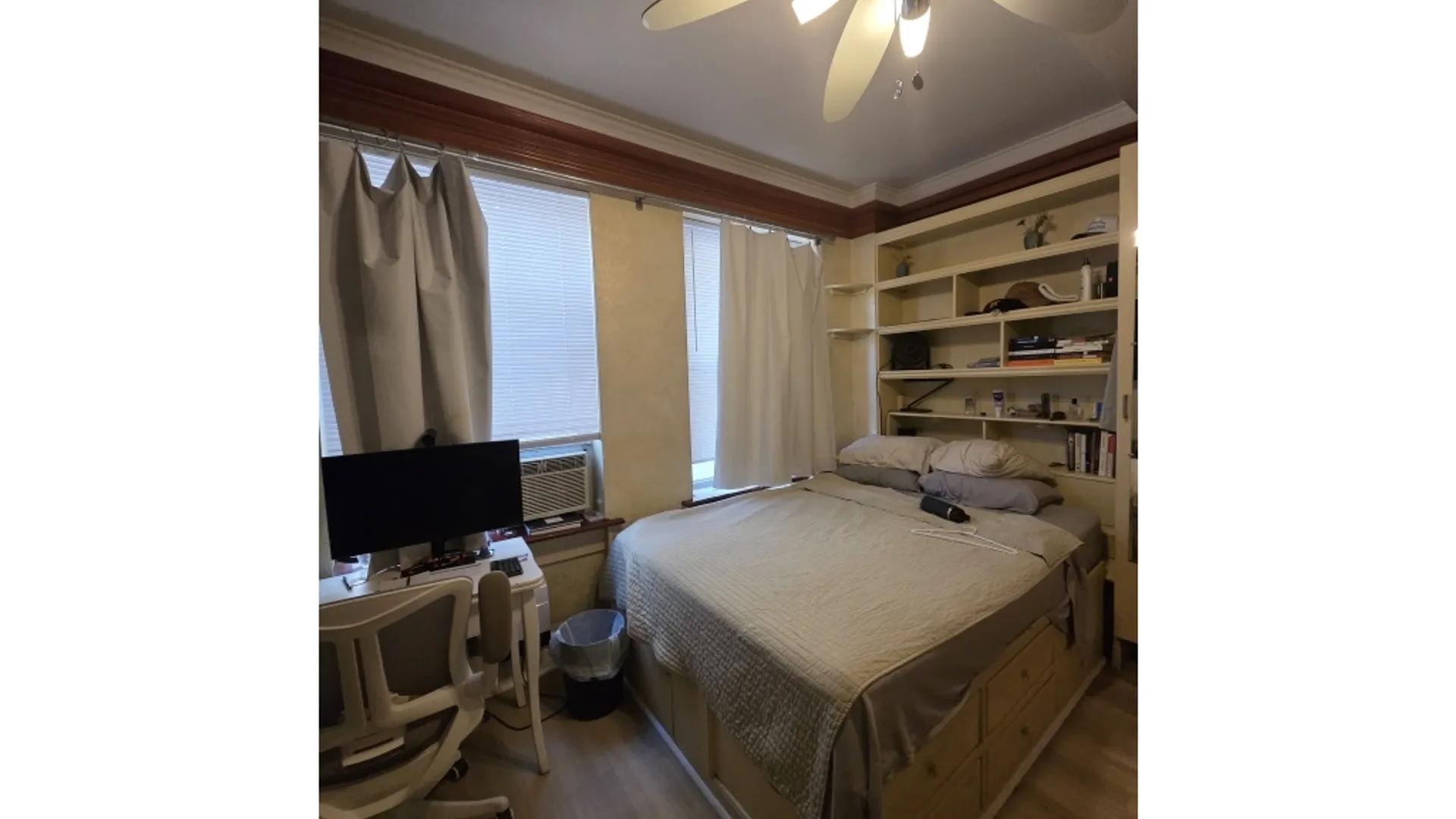 Property at 240 W 98th St, New York, NY 10025 17