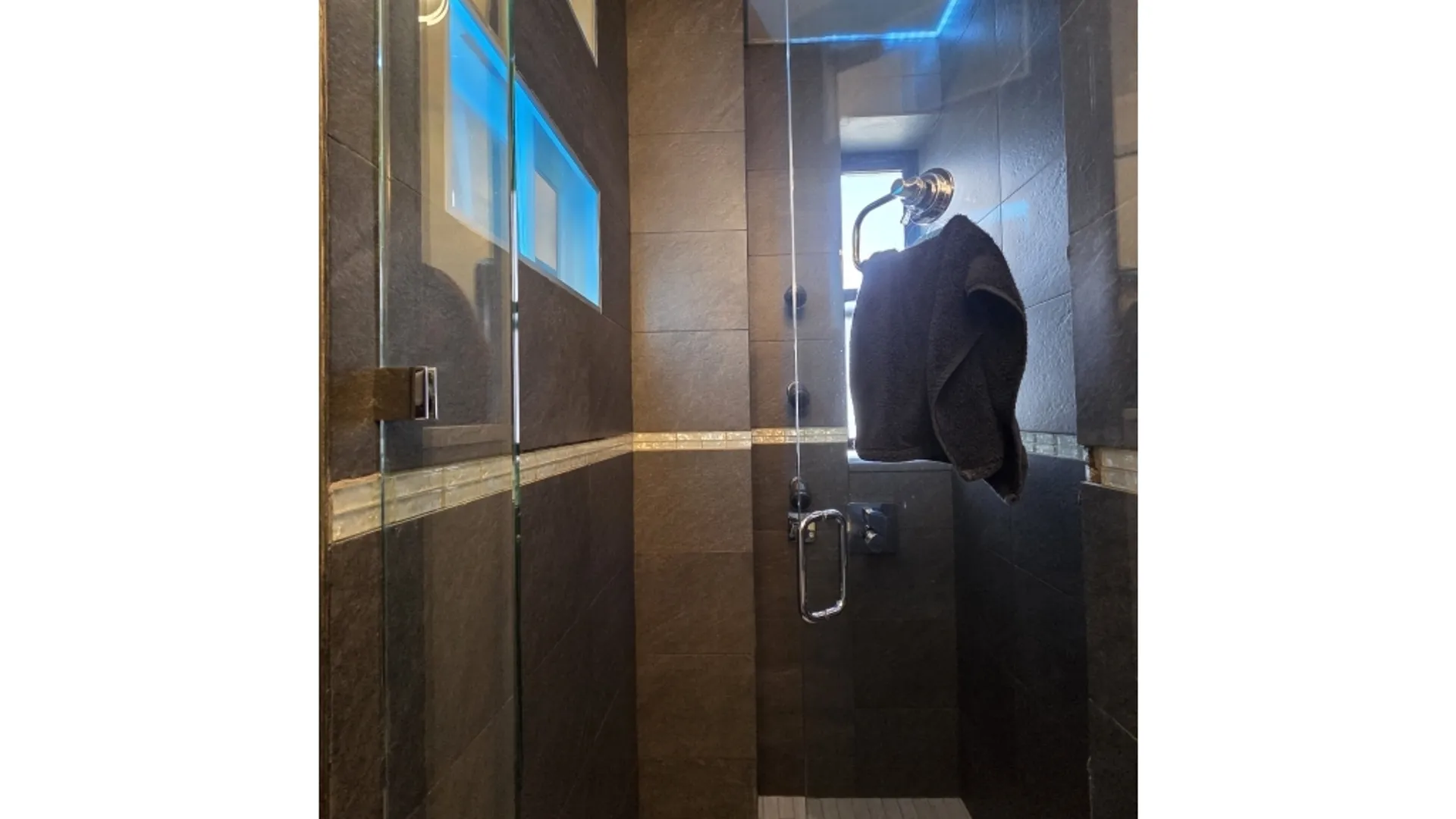 Property at 240 W 98th St, New York, NY 10025 19