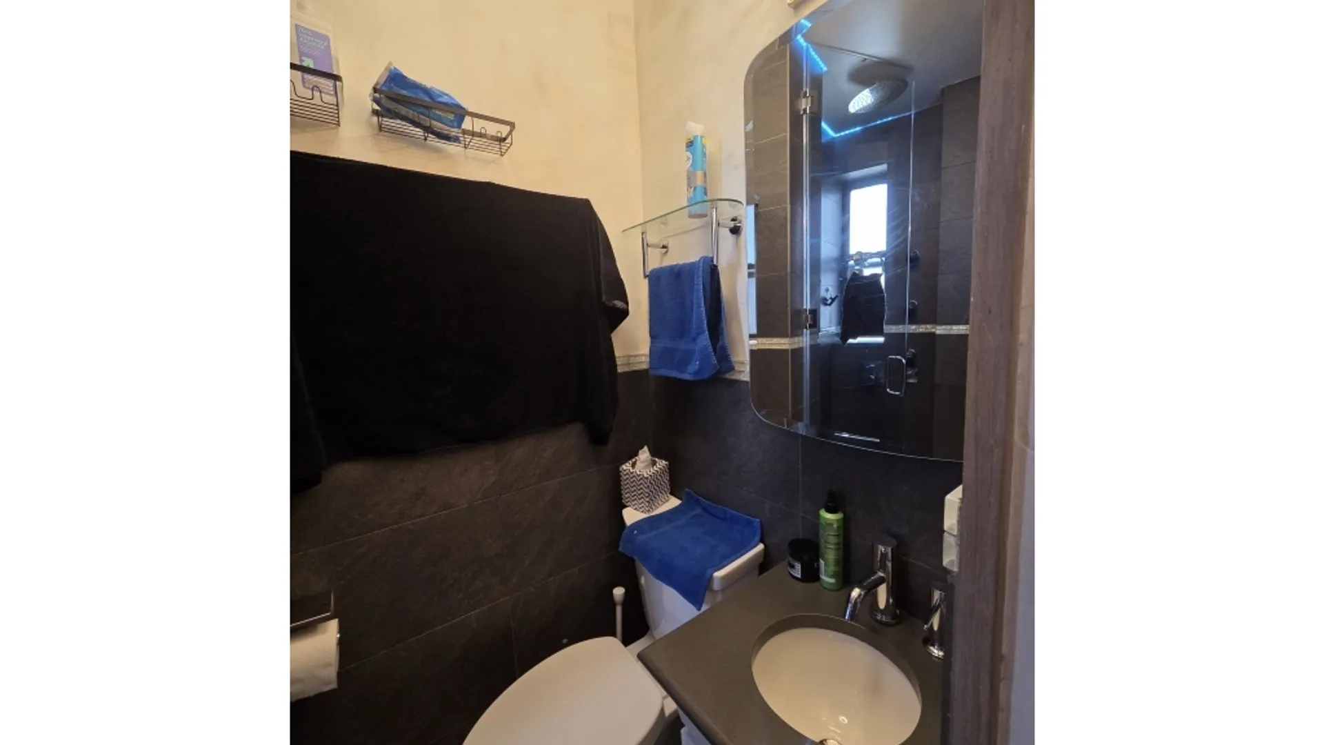 Property at 240 W 98th St, New York, NY 10025 22