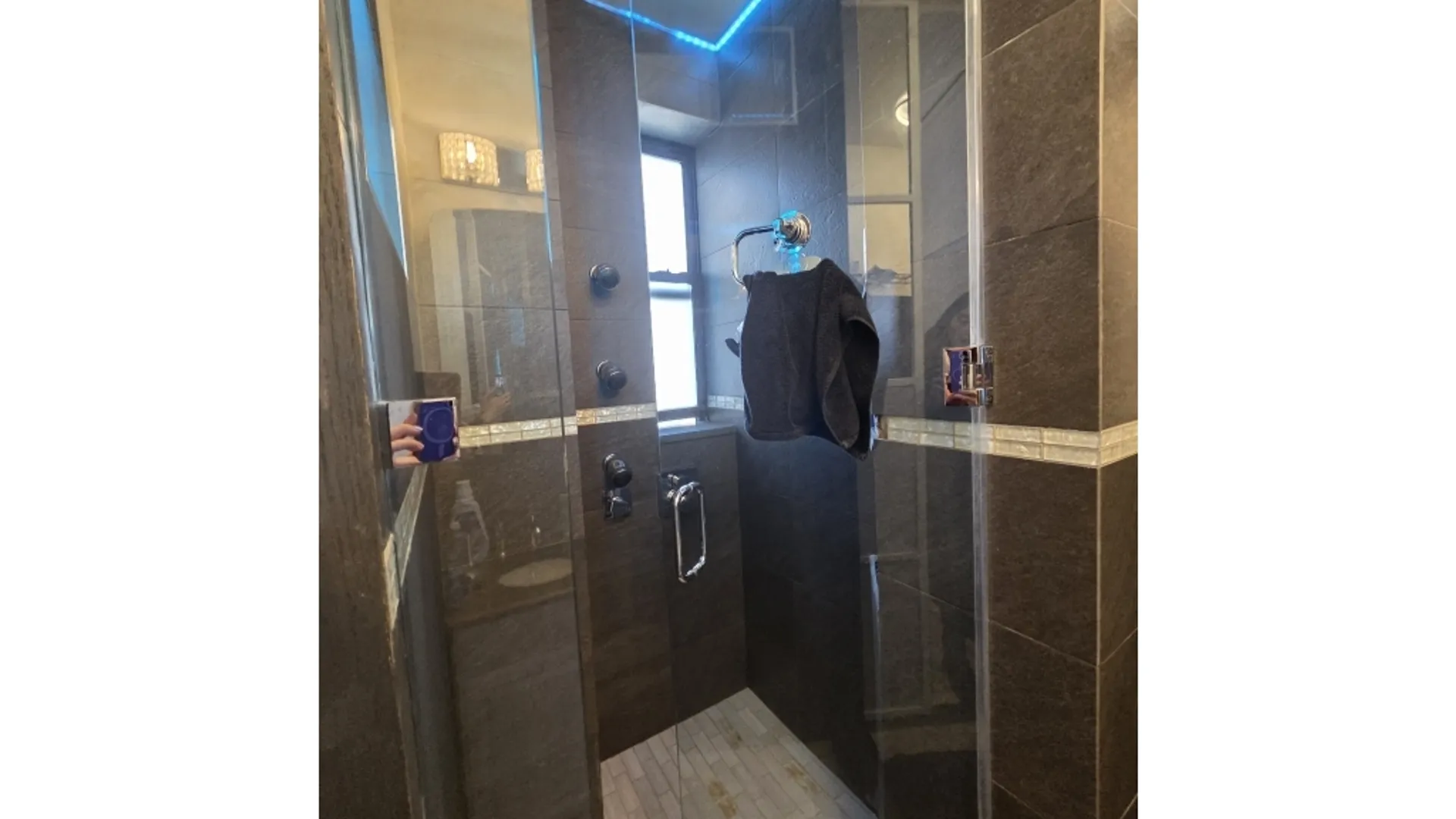 Property at 240 W 98th St, New York, NY 10025 23