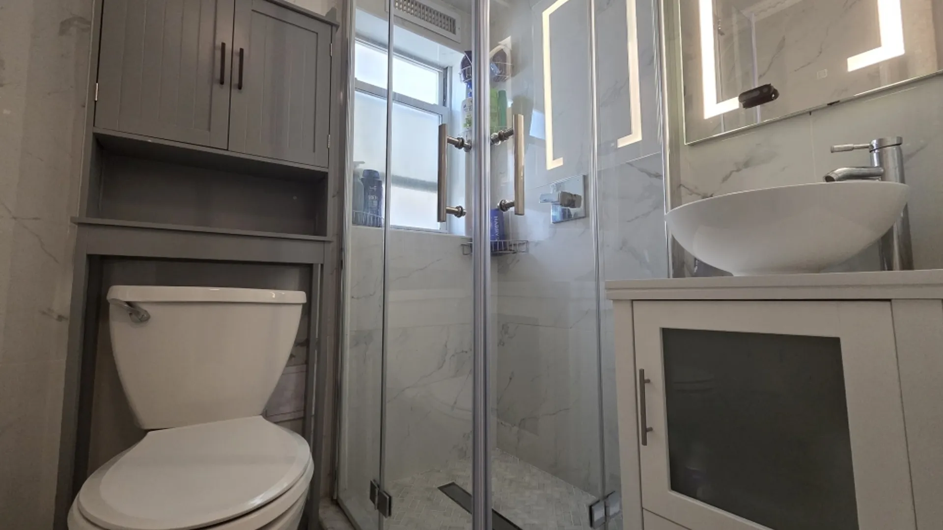 Property at 240 W 98th St, New York, NY 10025 36