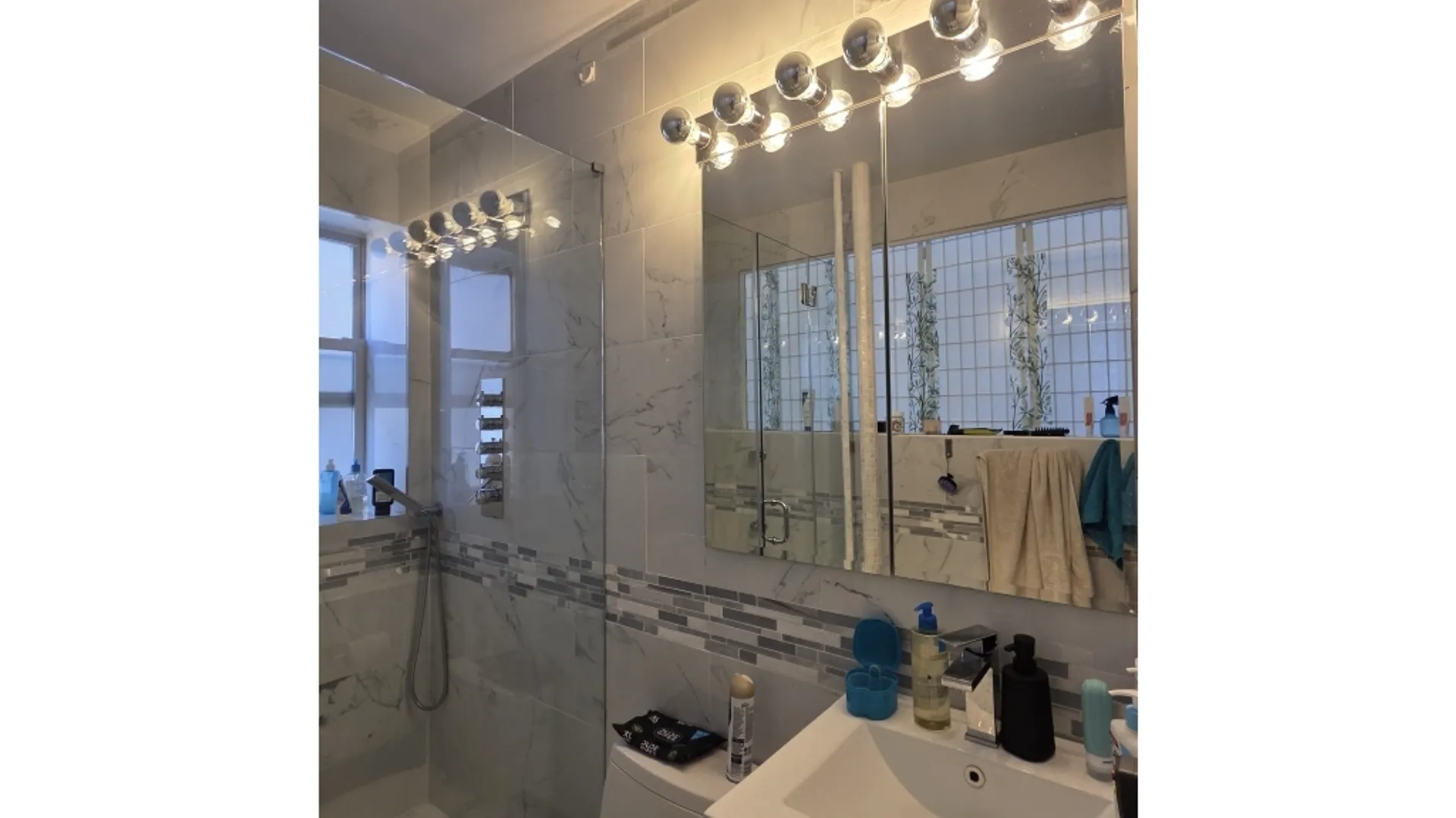 Property at 240 W 98th St, New York, NY 10025 4
