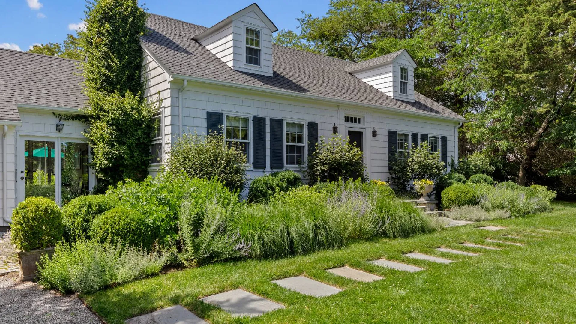 Property at 32 THORNHEDGE ROAD, BELLPORT VILLAGE, NY 11713 13