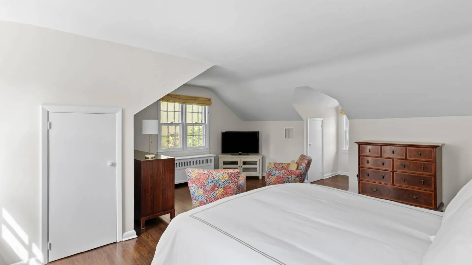 Property at 32 THORNHEDGE ROAD, BELLPORT VILLAGE, NY 11713 22