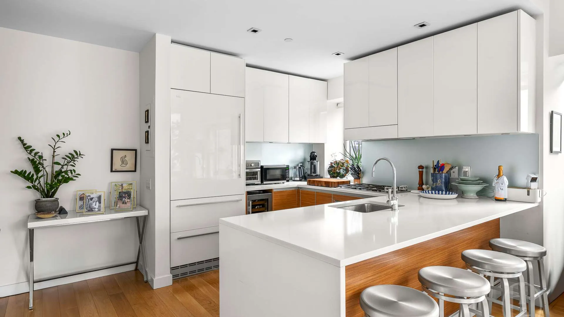 Property at 555 West 59th Street, New York, NY 10019 5