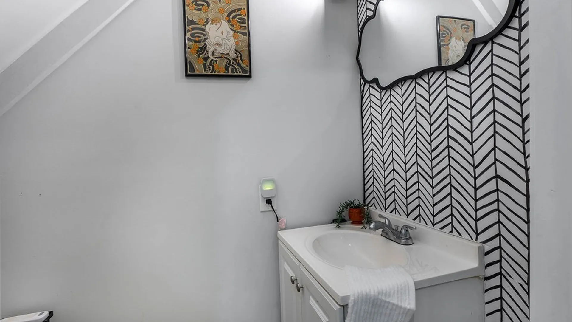 Property at 21 Pomona Place, Buffalo, NY 14210 10
