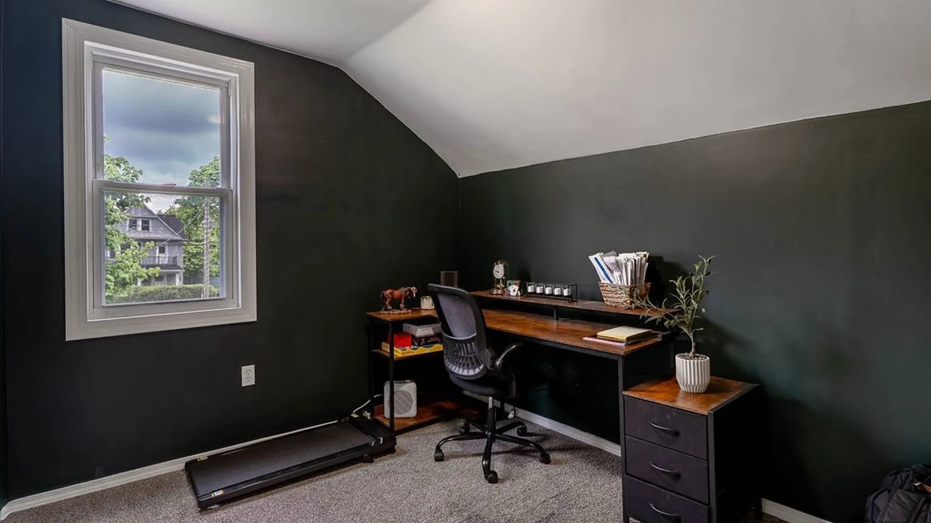 Property at 21 Pomona Place, Buffalo, NY 14210 14