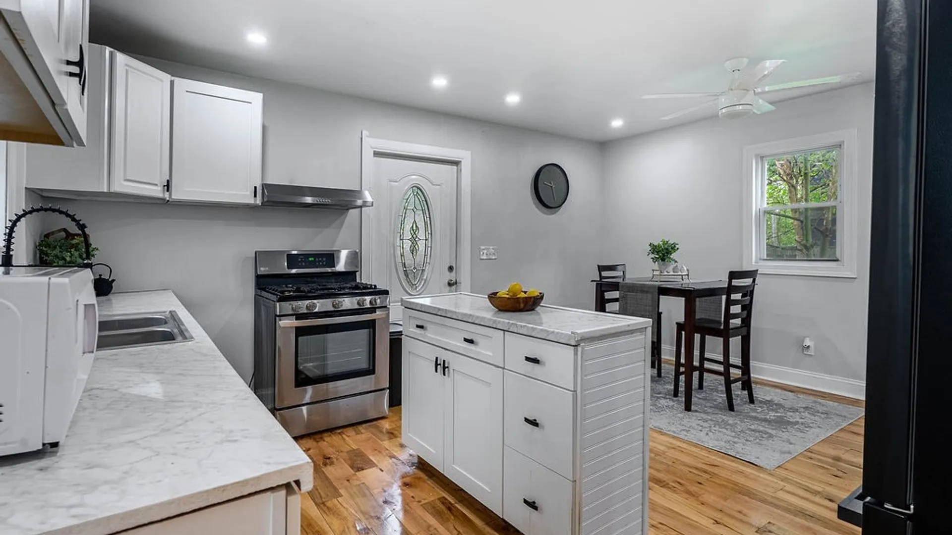 Property at 21 Pomona Place, Buffalo, NY 14210 8