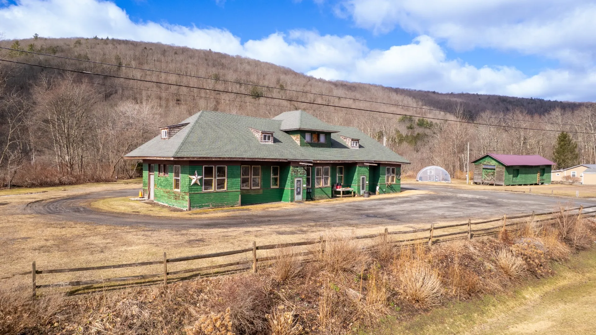 Property at 19 Trestle Rd, Hancock, NY 13783 2