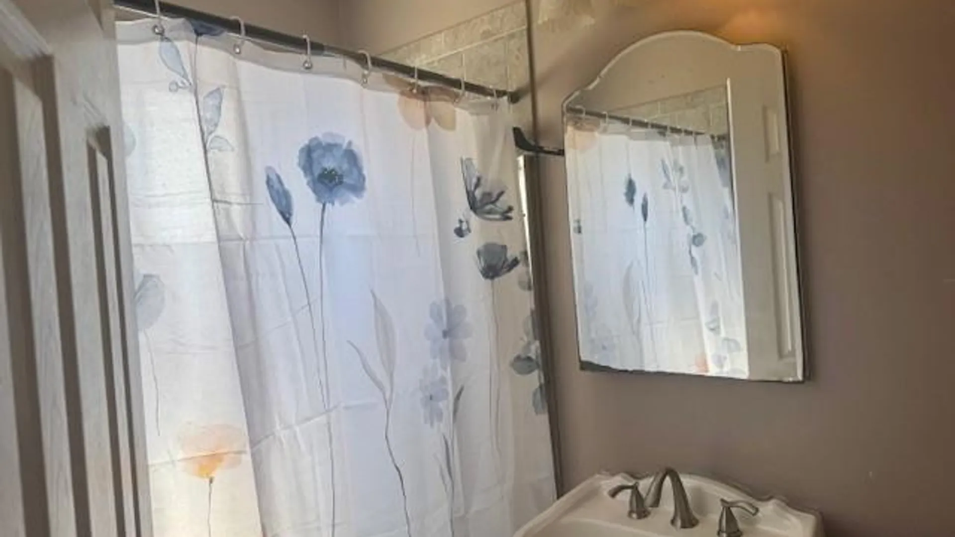 Property at 30 Tamarack Street, Central Islip, NY 11722 9