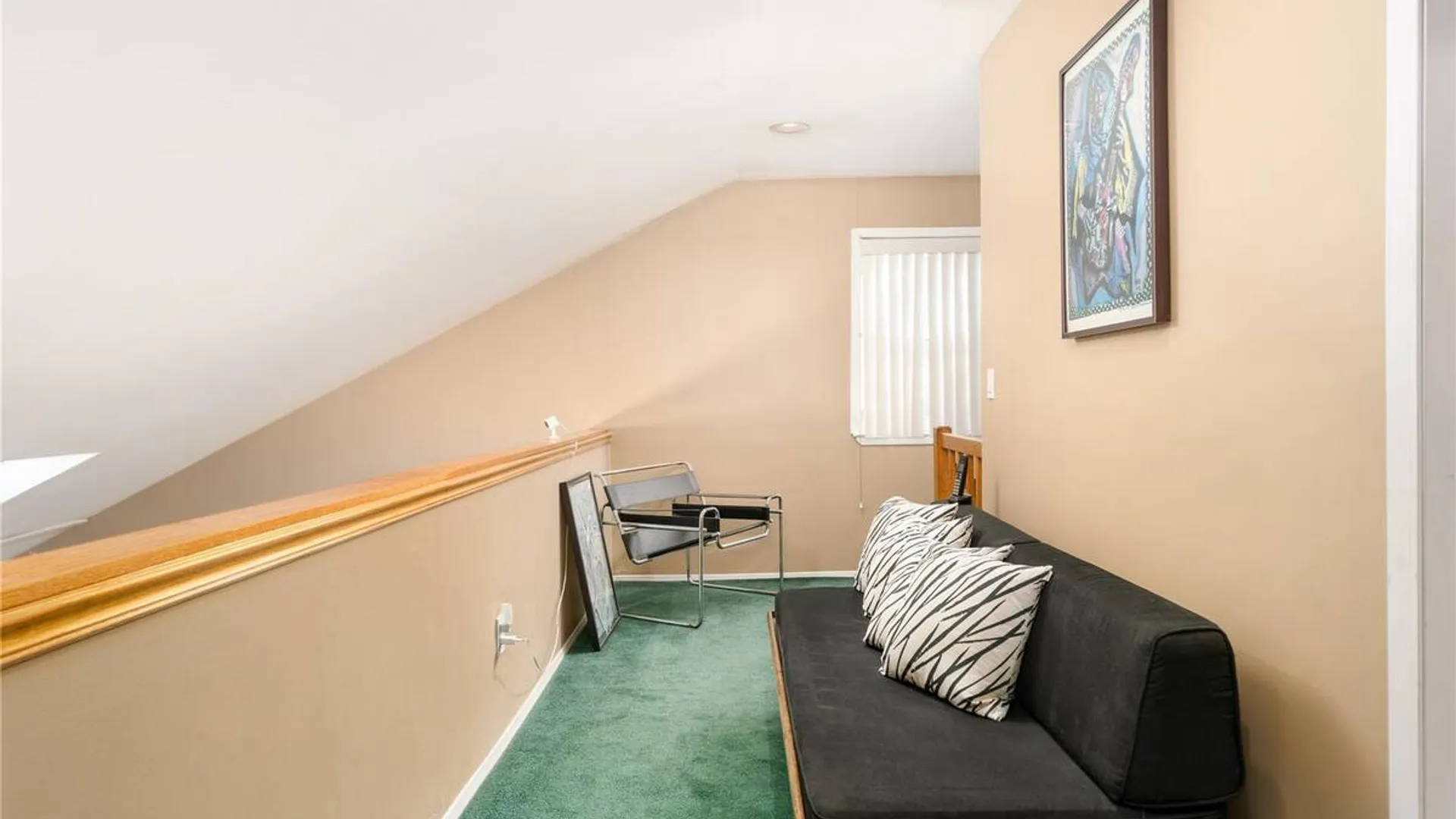 Property at 6 Georgian Court, Coram, NY 11727 24