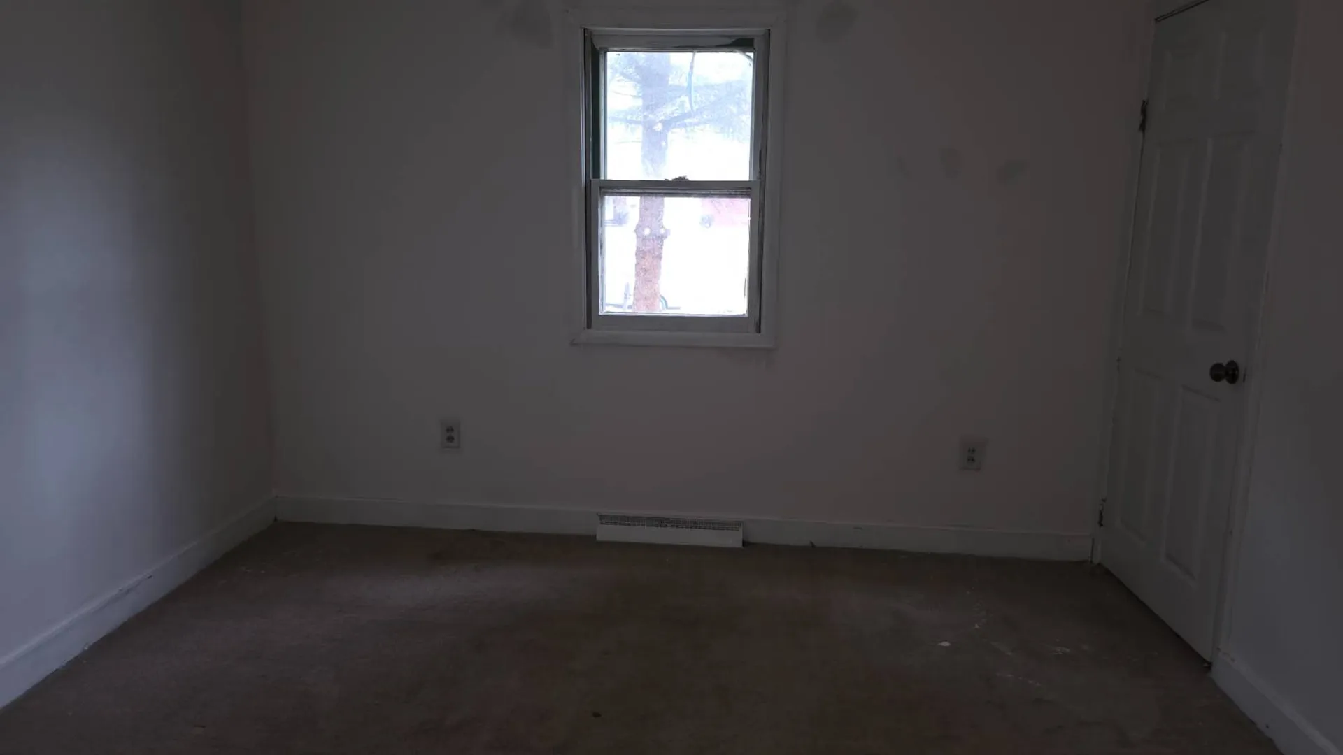 Property at 33 Brookline Ave, Elmira, NY 14905 16
