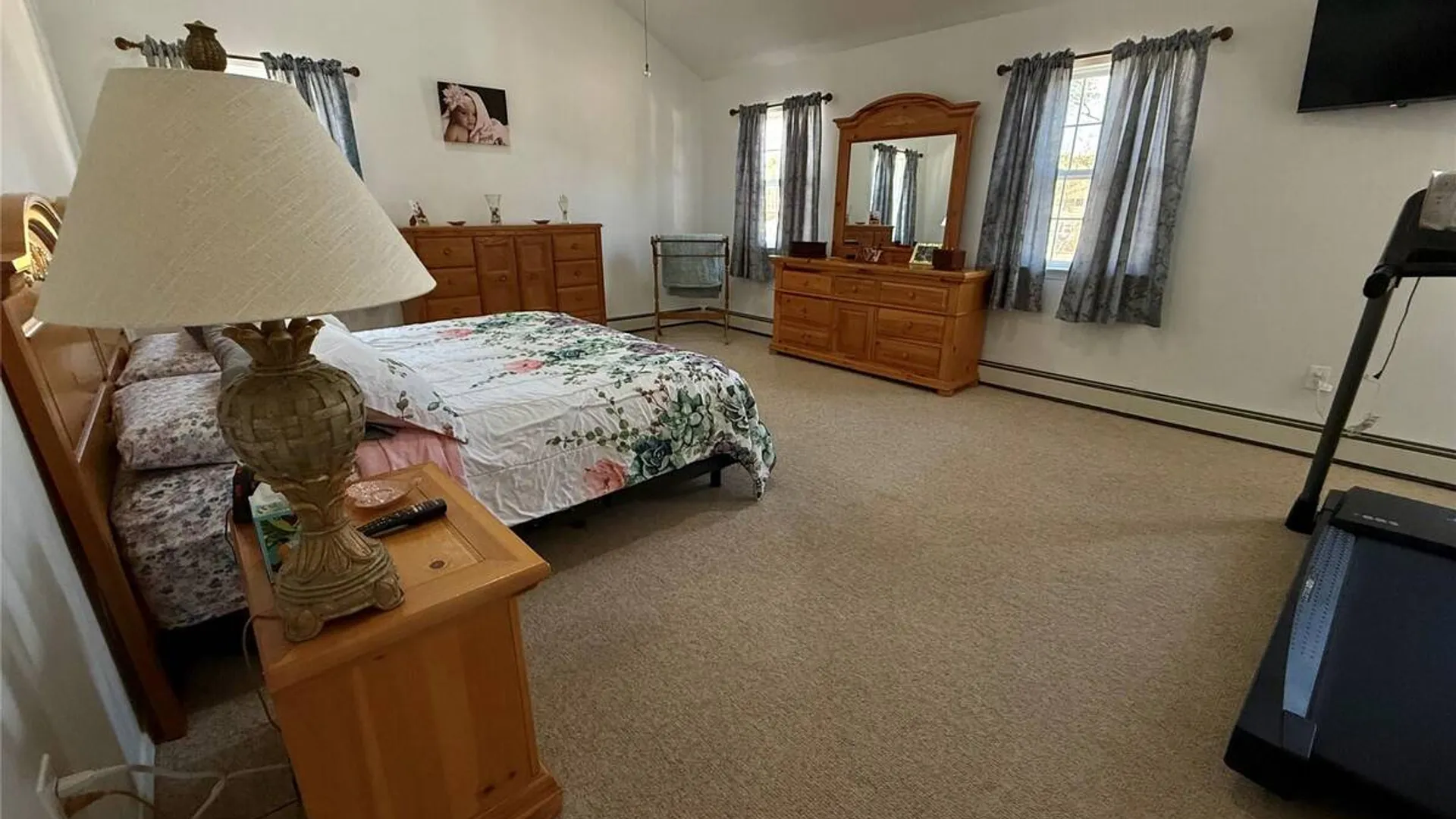 Property at 87 N Howell Avenue, Centereach, NY 11720 13