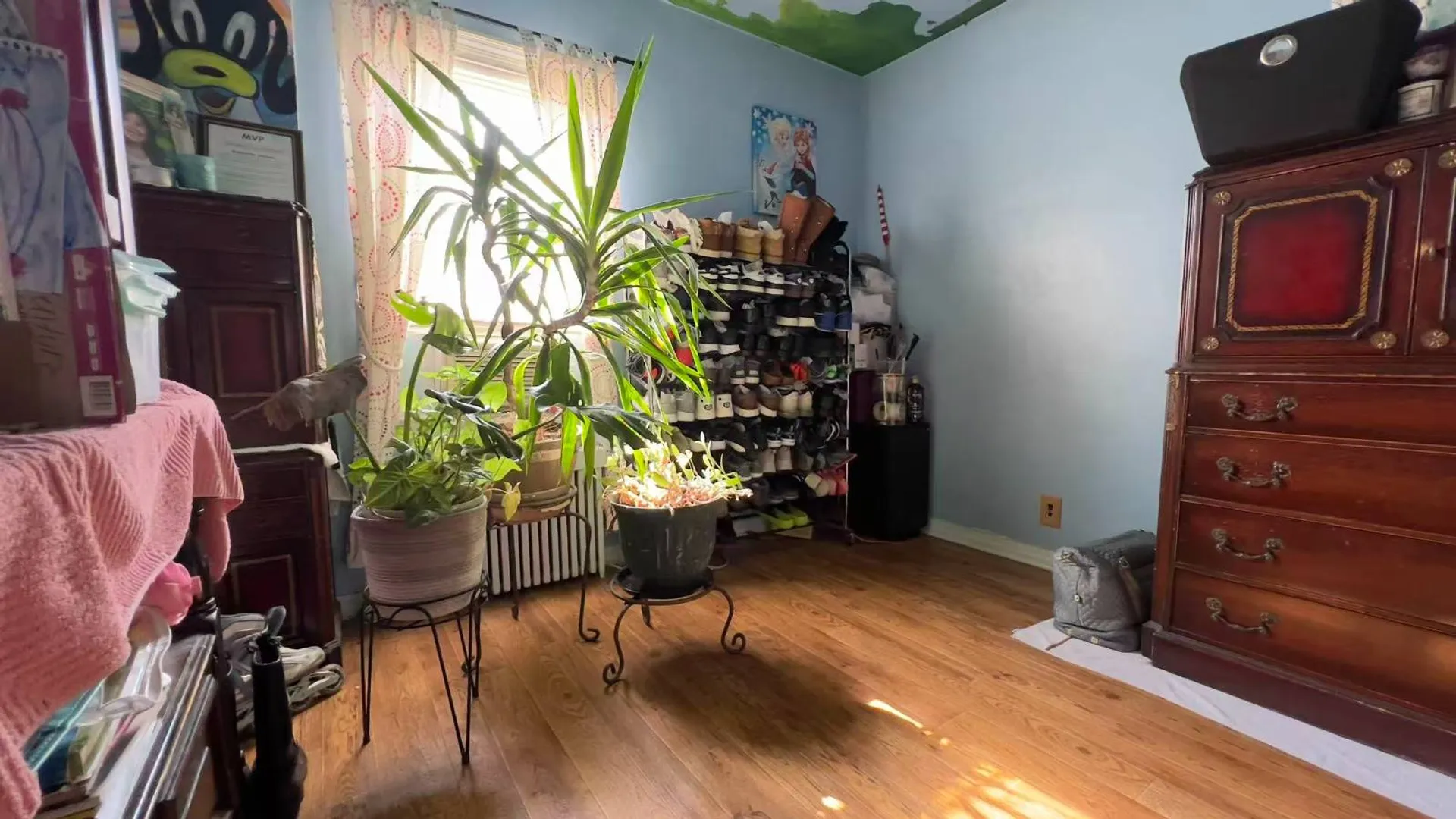 Property at 48-46 188th St, Fresh Meadows, NY 11365 8