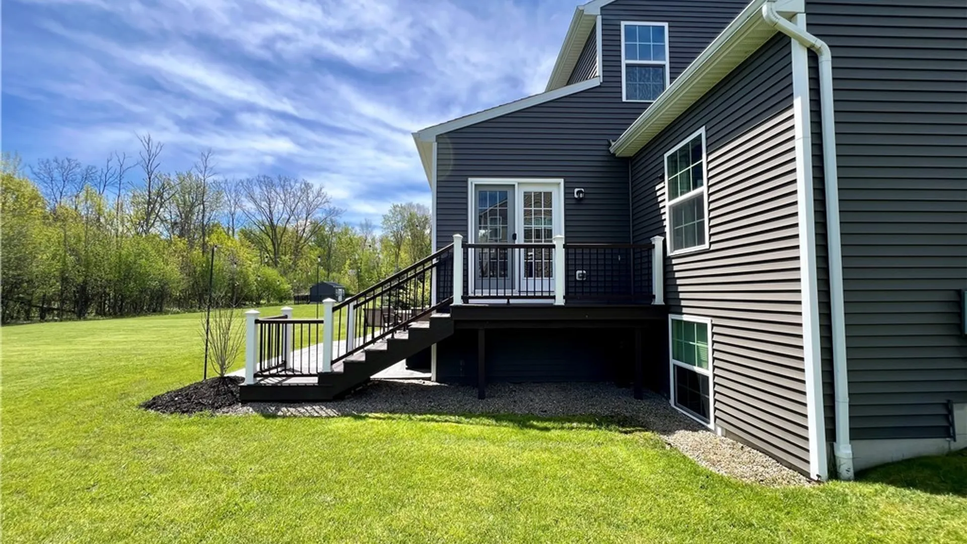 Property at 11 Airmont Drive, Orchard Park, NY 14127 5
