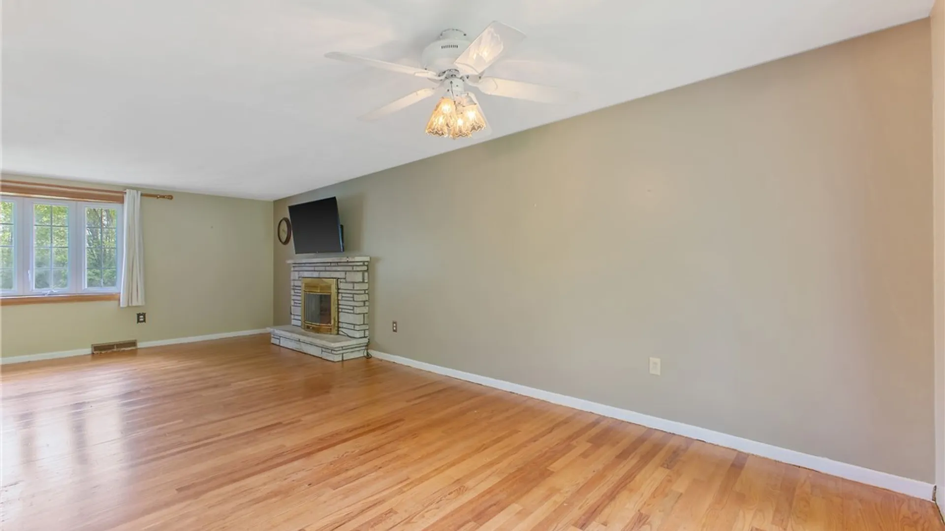 Property at 6643 E Taft Road, Cicero, NY 13057 9