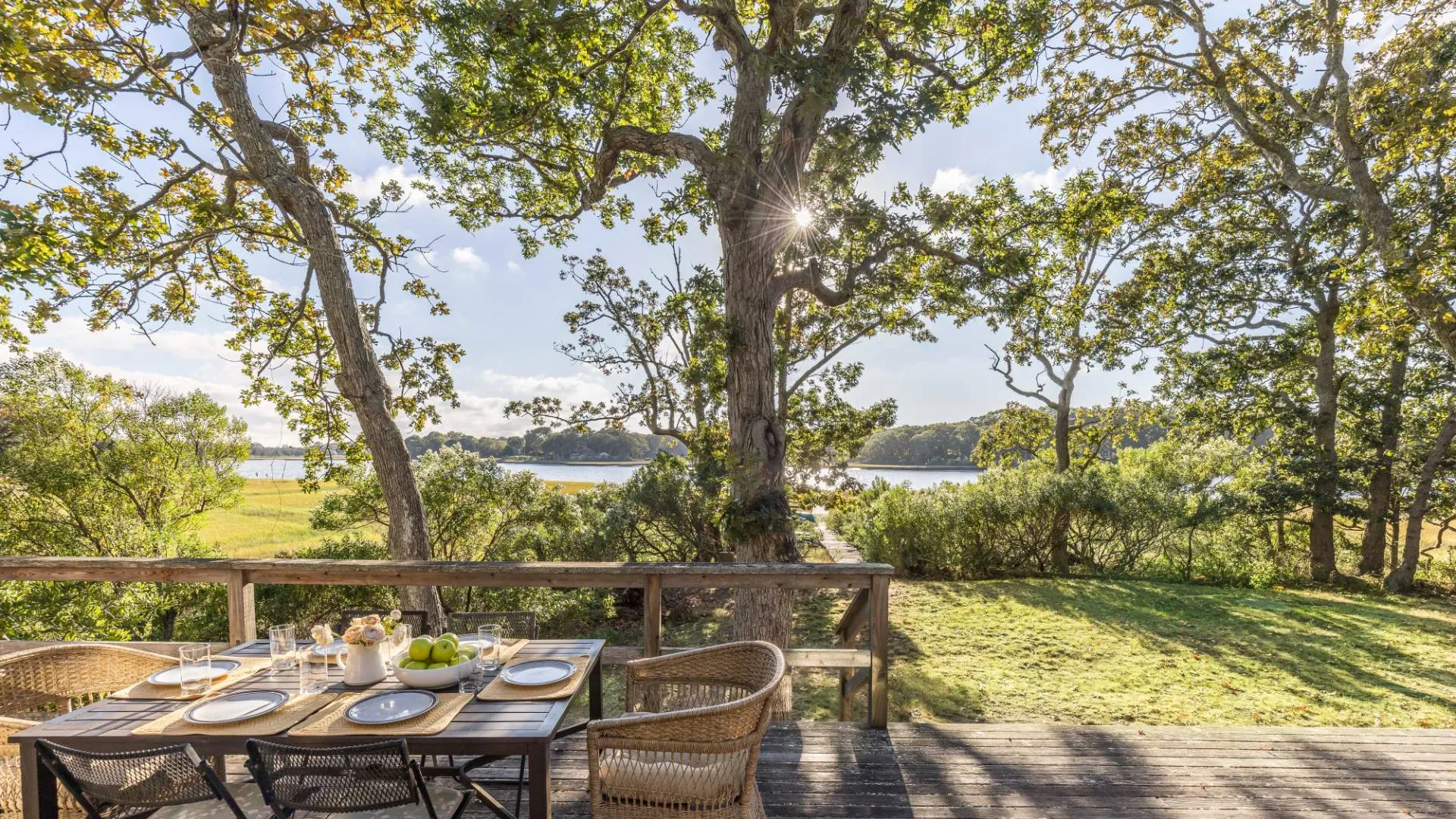 Property at 100 Gerard Dr, East Hampton, NY 11937 4